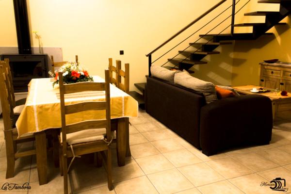 Apartment with Terrace photo 3