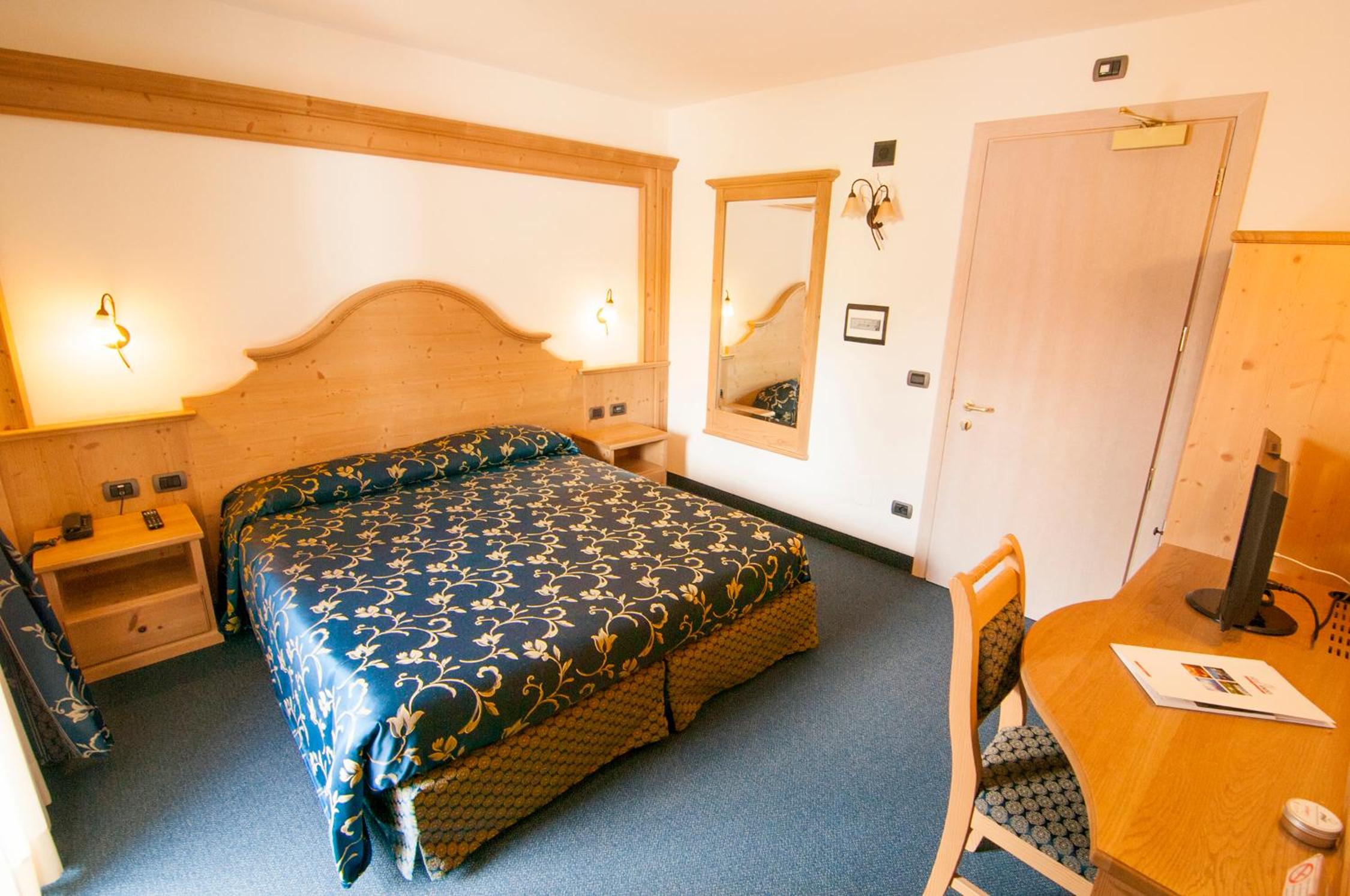Double or Twin Room photo 2