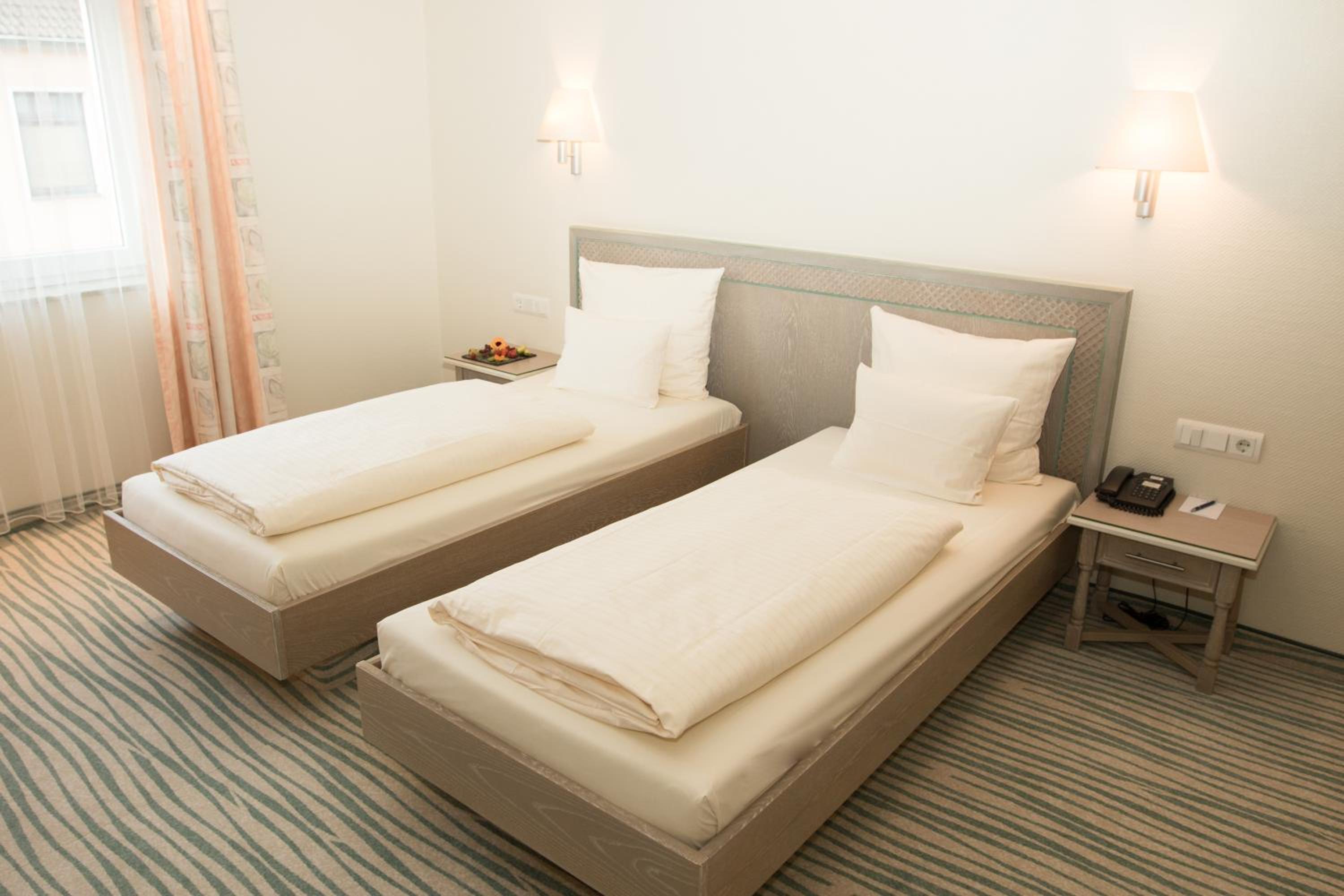 Comfort Twin Room