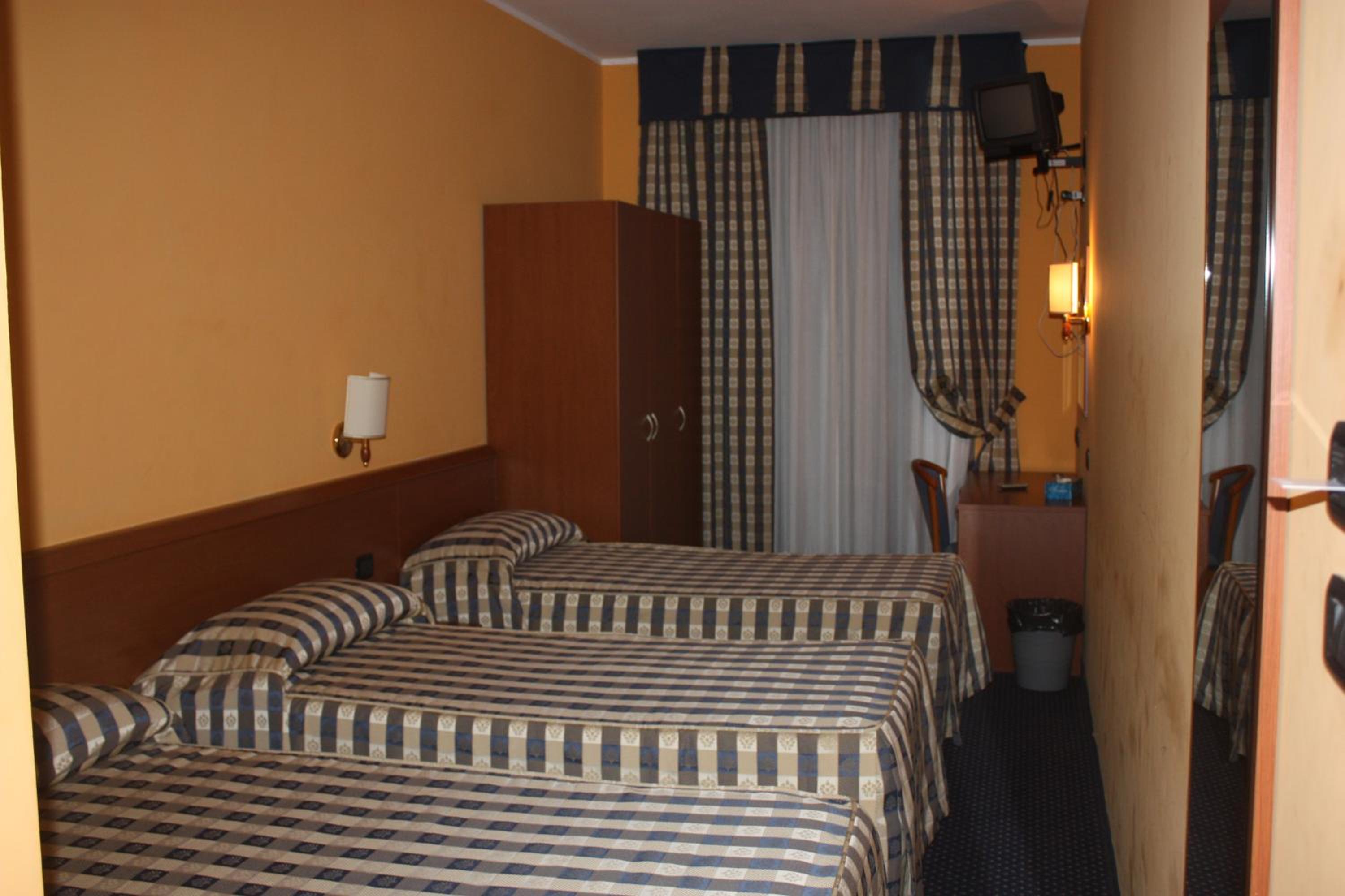Classic Triple Room