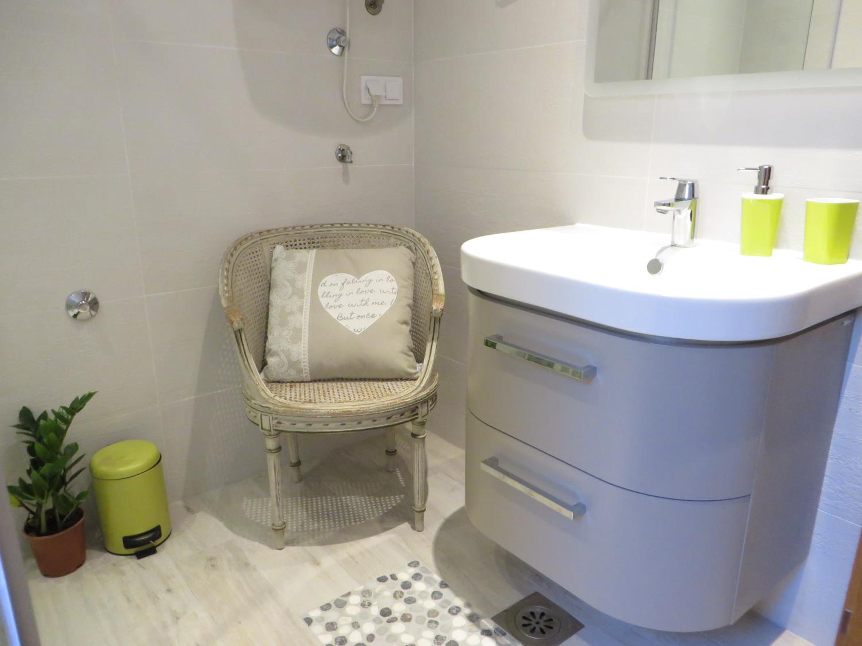 Comfort Double Room with Private Bathroom