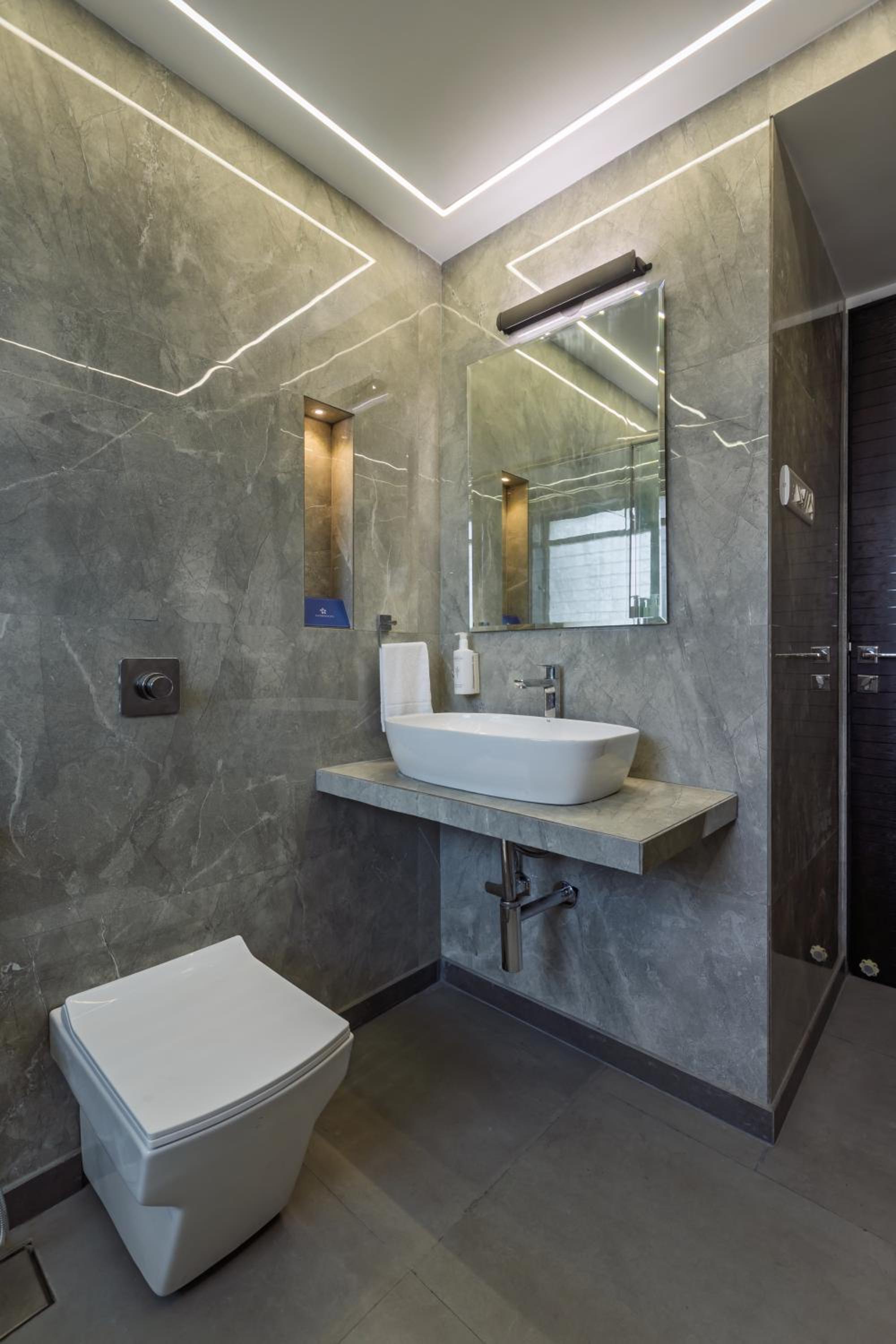 Three-Bedroom Villa - Photo 11