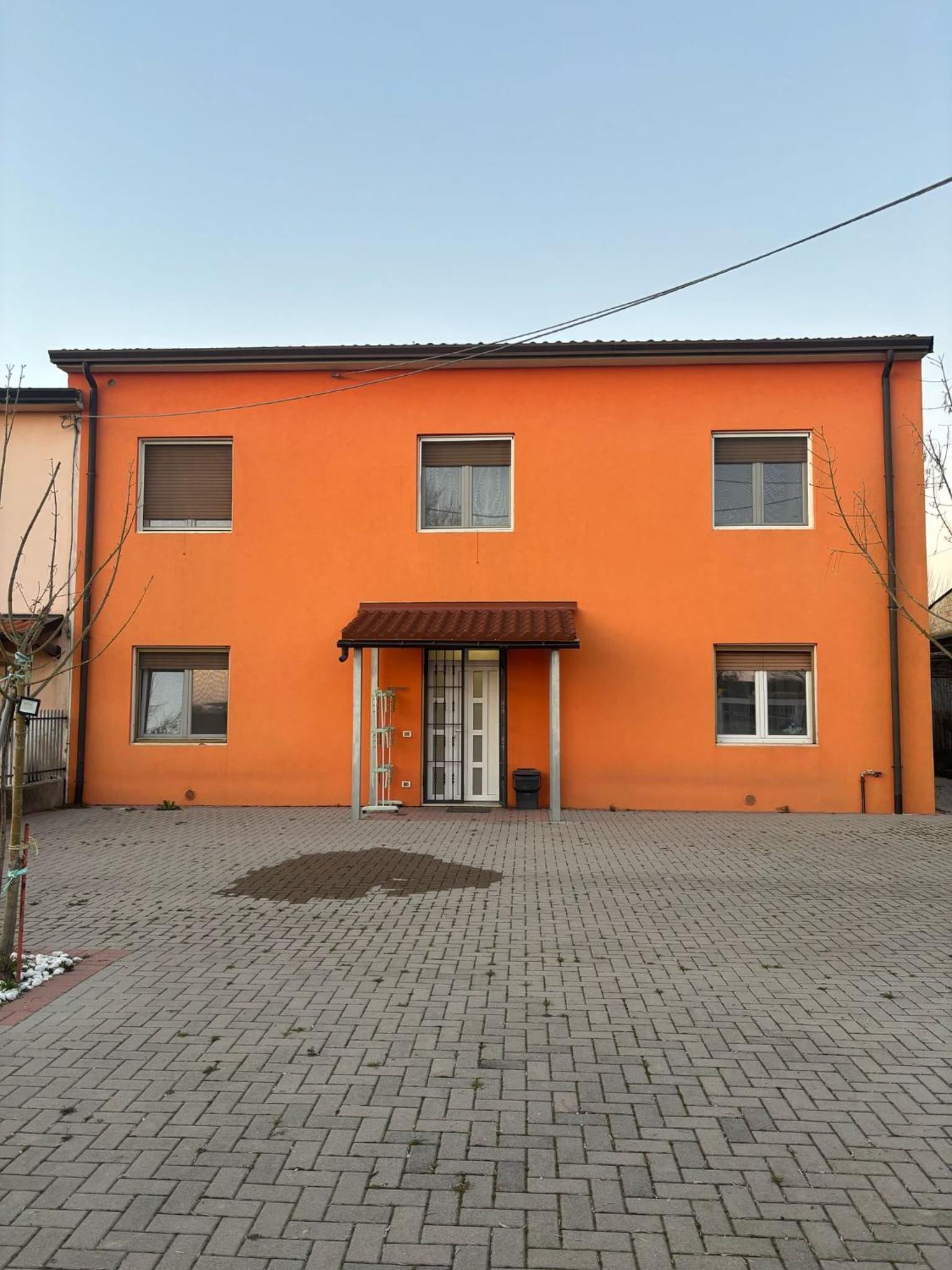 One-Bedroom House photo 2