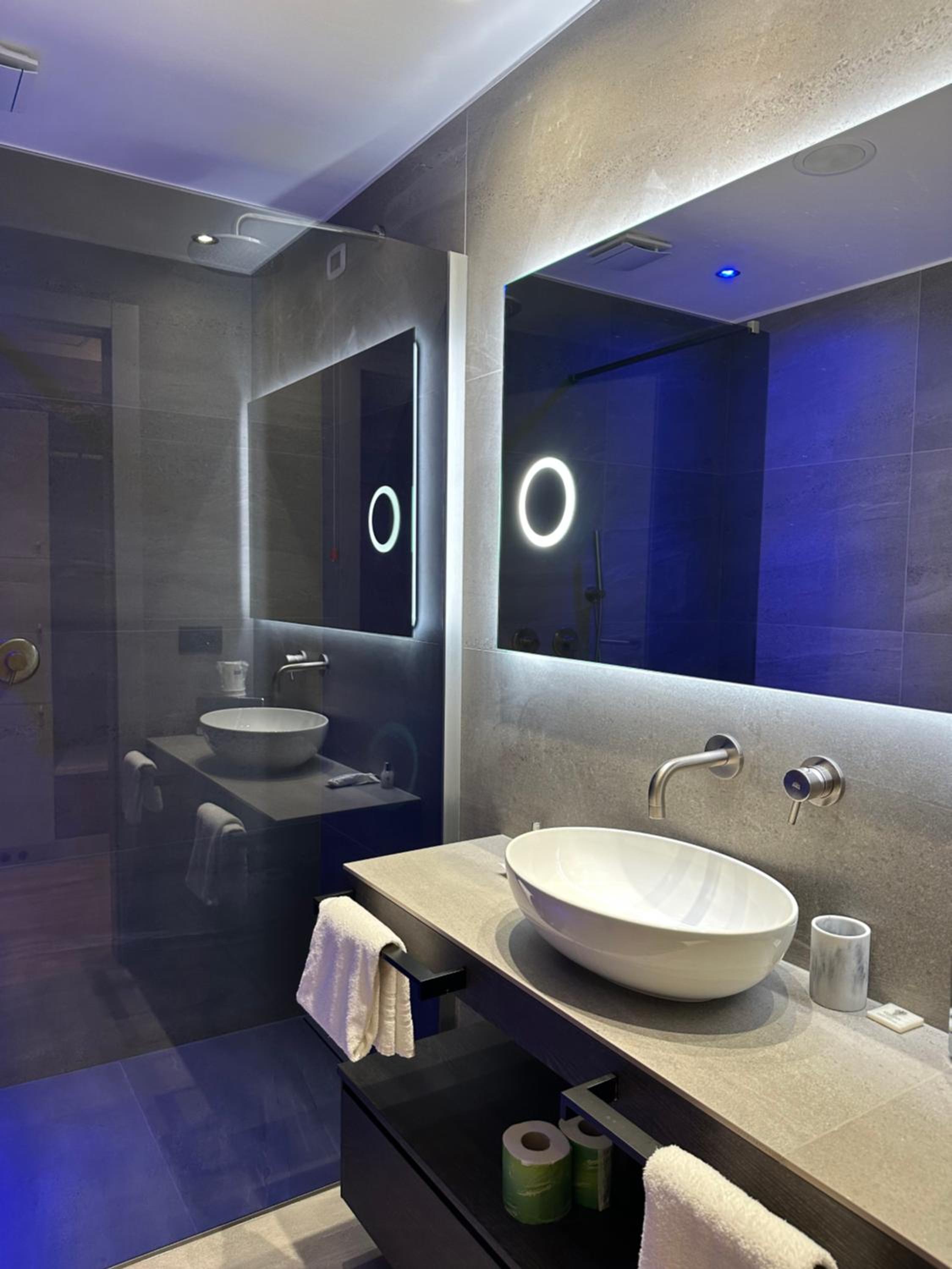 Classic Triple Room - Photo 1