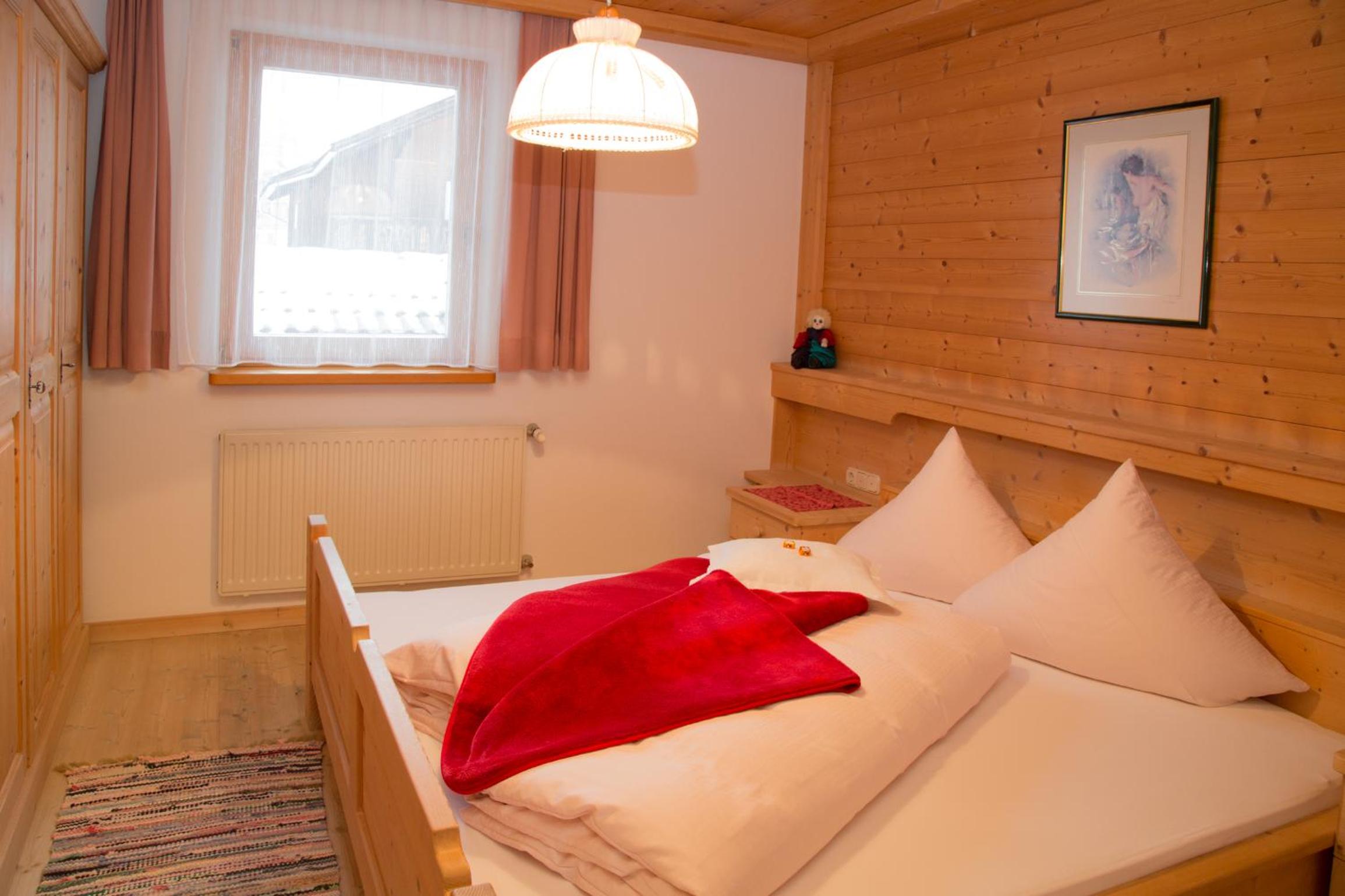 One-Bedroom Apartment with Balcony photo 3