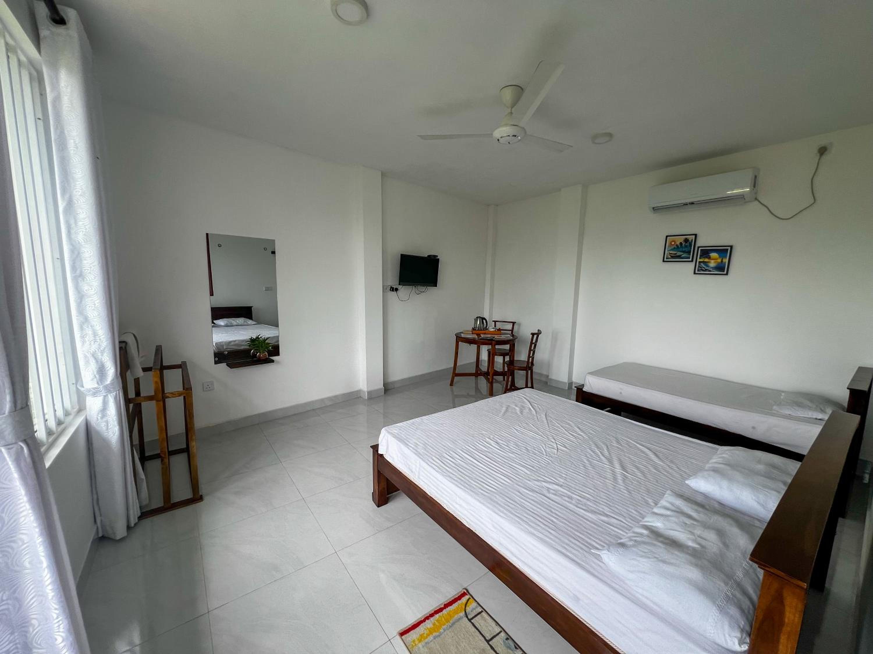 Triple Room with Mountain View