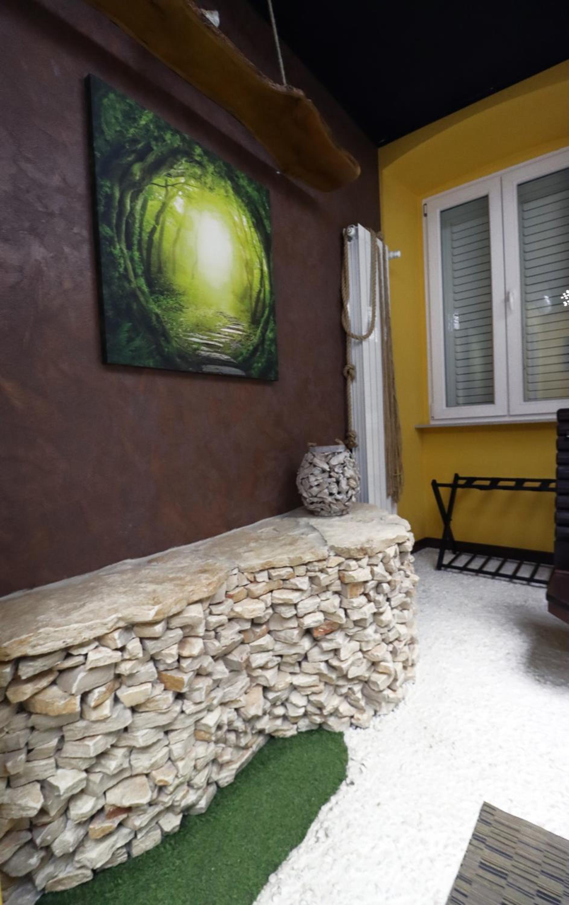 Double Room with Private Bathroom - Photo 32