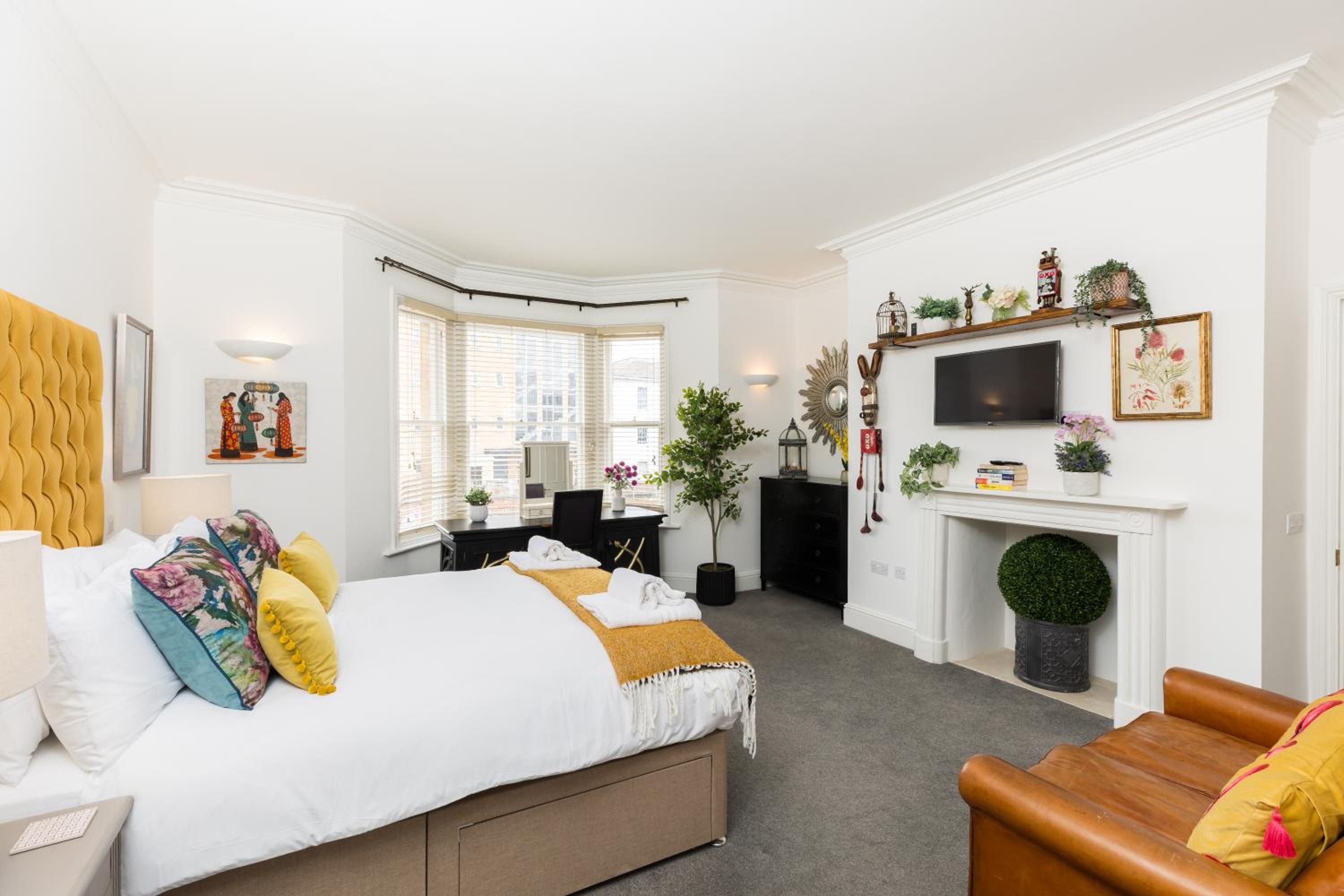 Two-Bedroom Apartment with Balcony