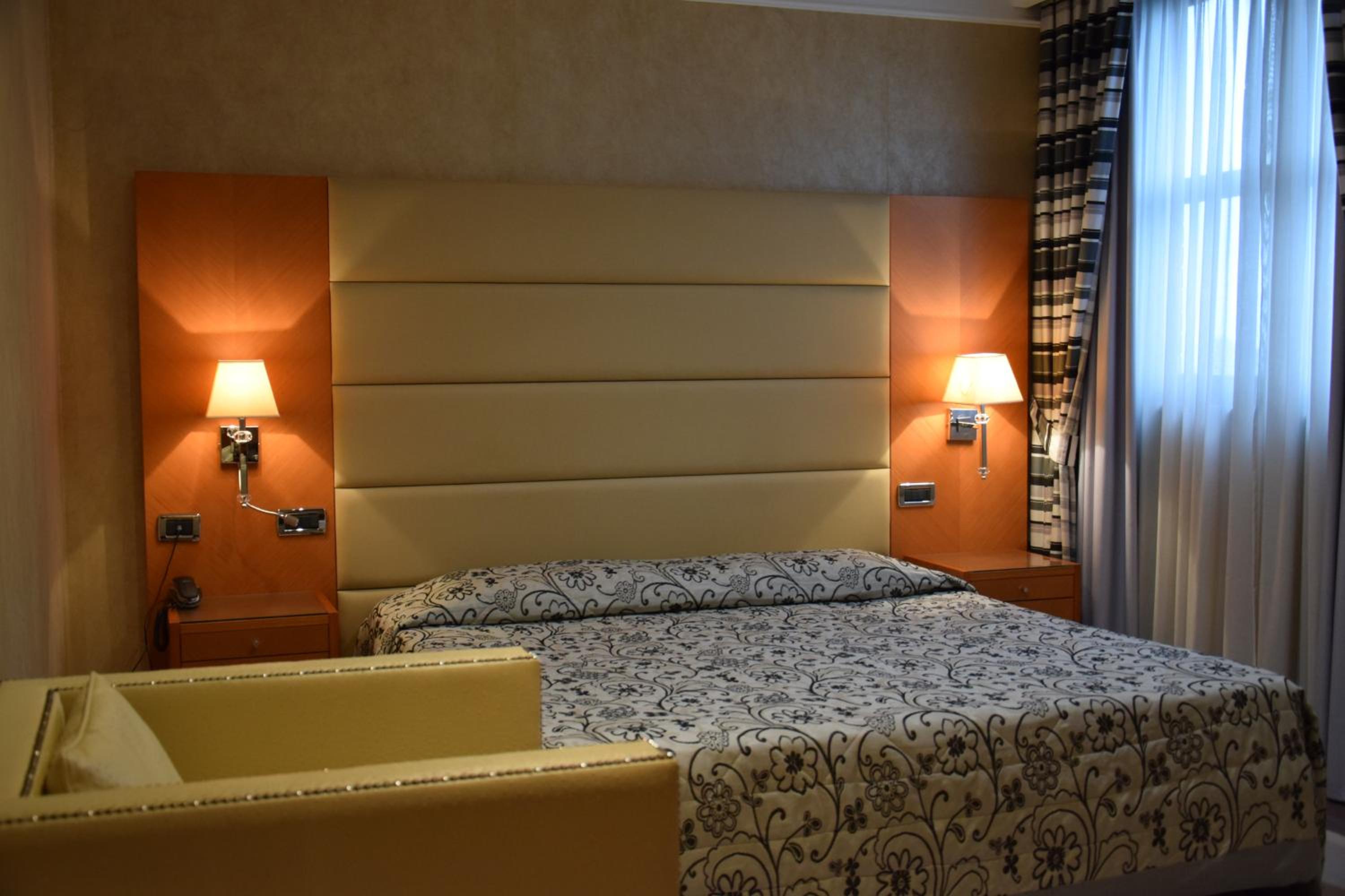 Superior Triple Room - Photo 1