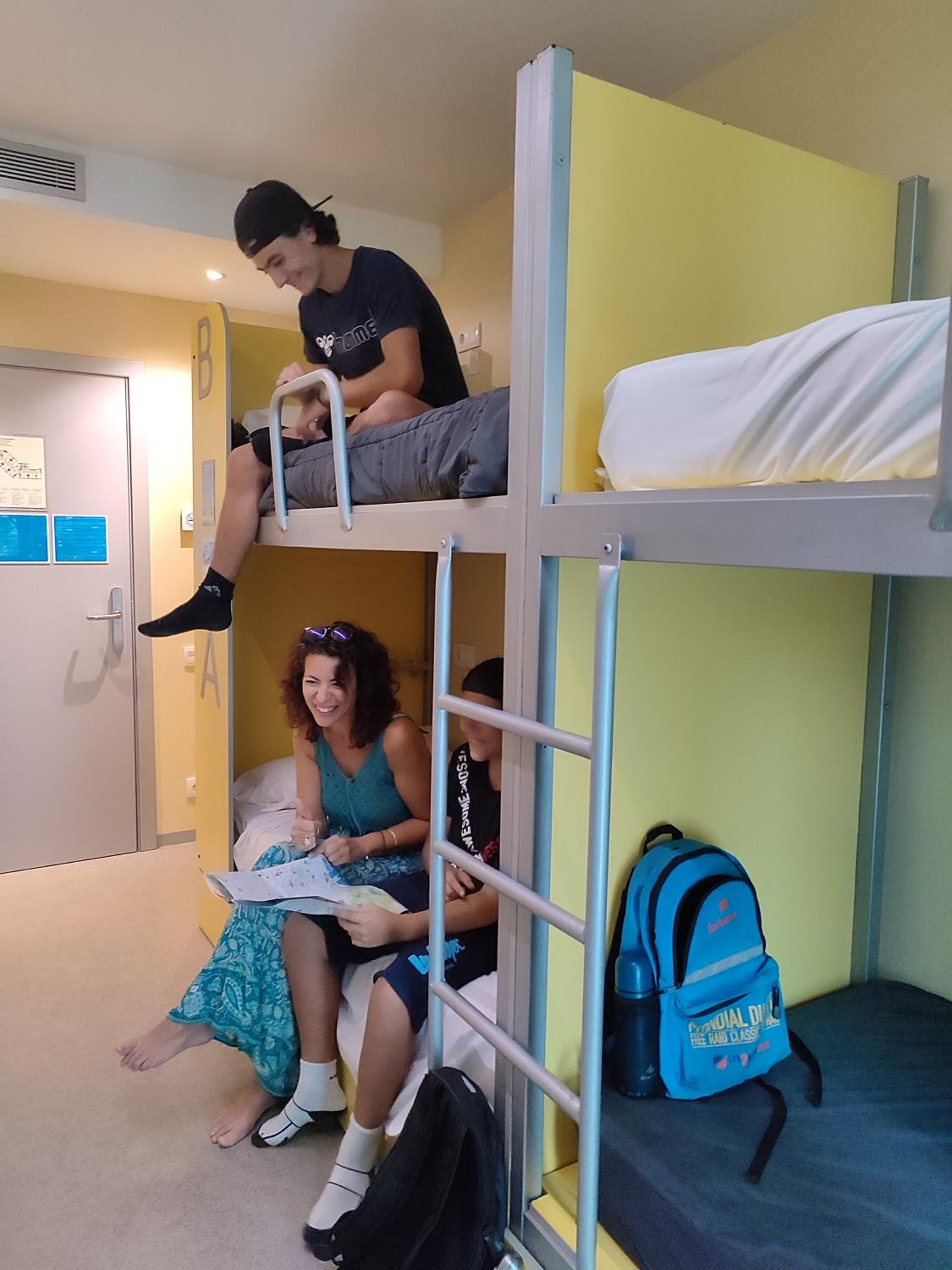 Quadruple room with 2 bunk beds and private bathroom photo 3