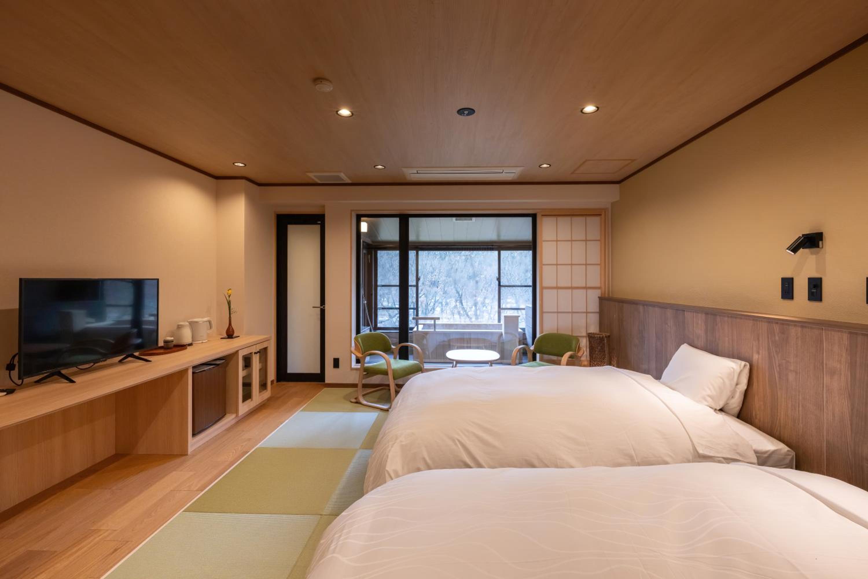 Twin Room with Private Bathroom