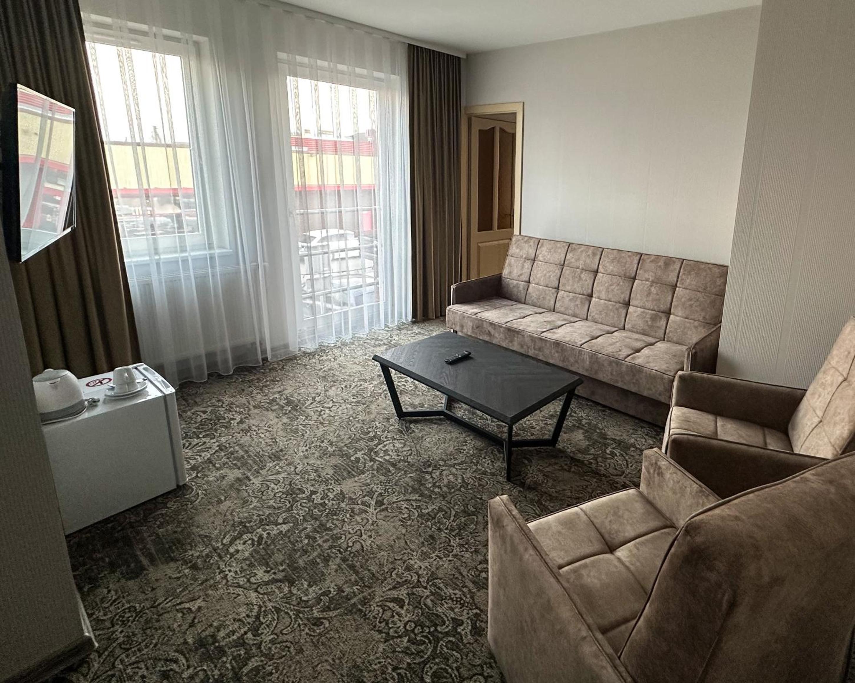 Standard Suite