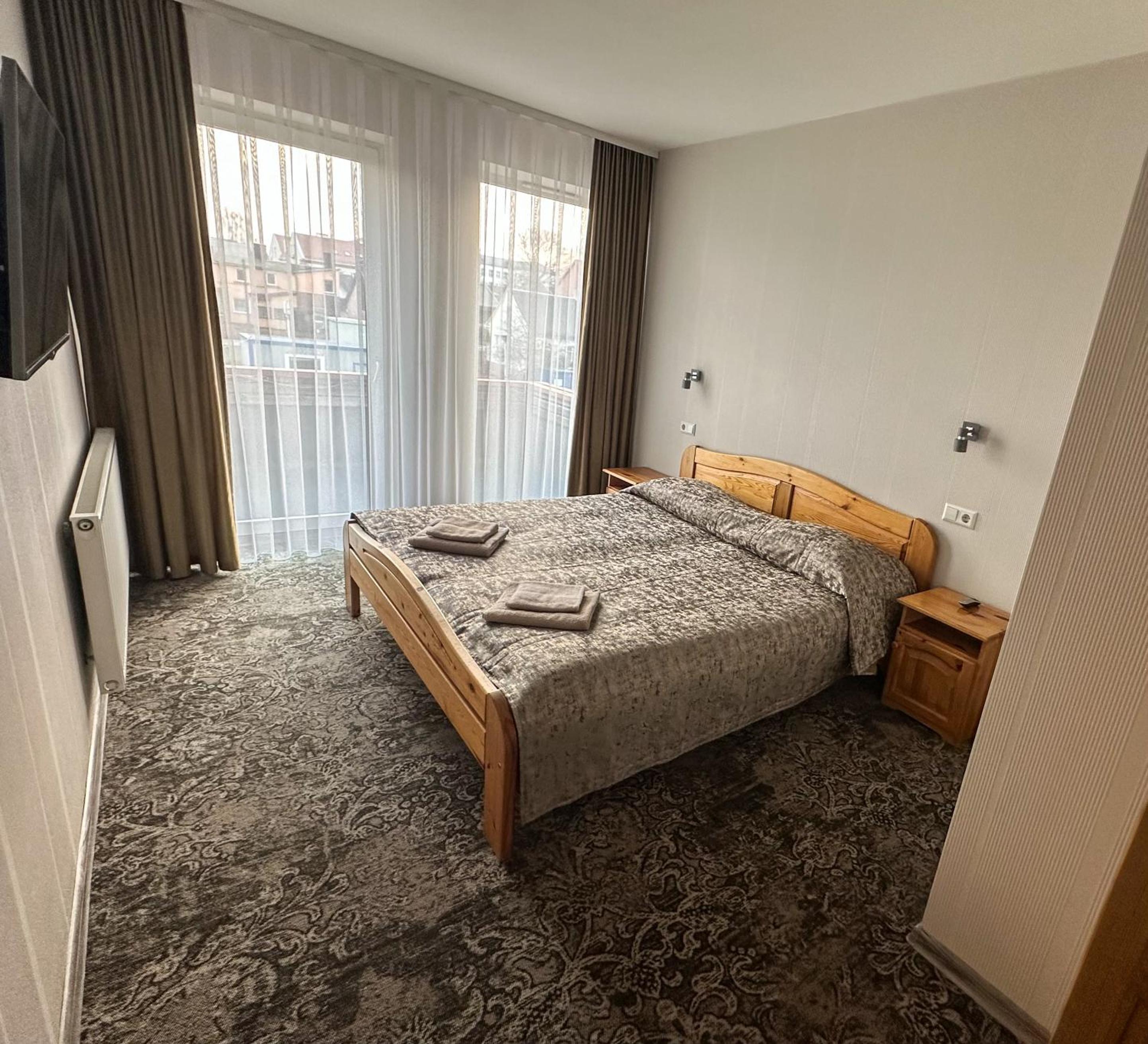Standard Suite