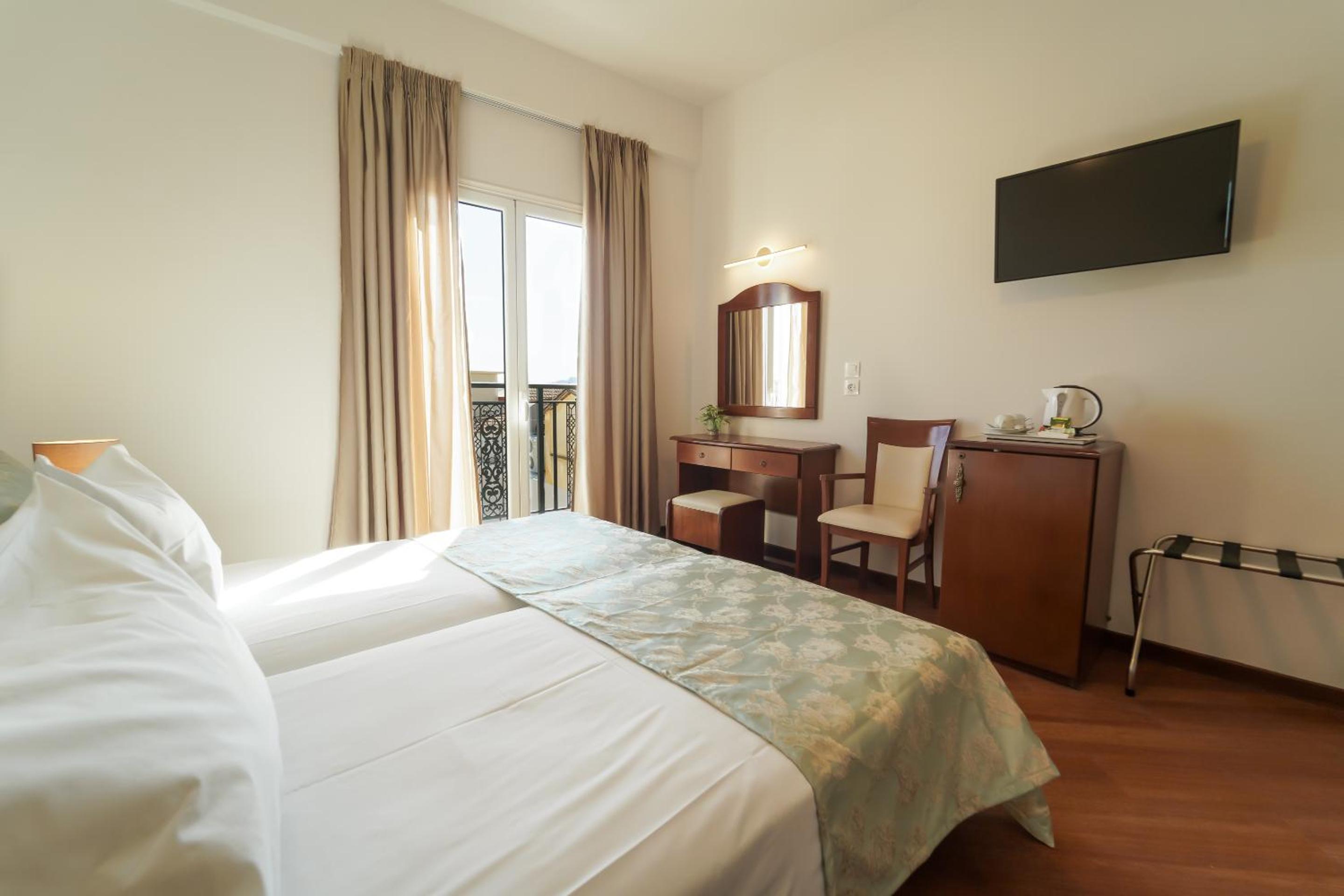 Premium Comfort Room - Photo 11