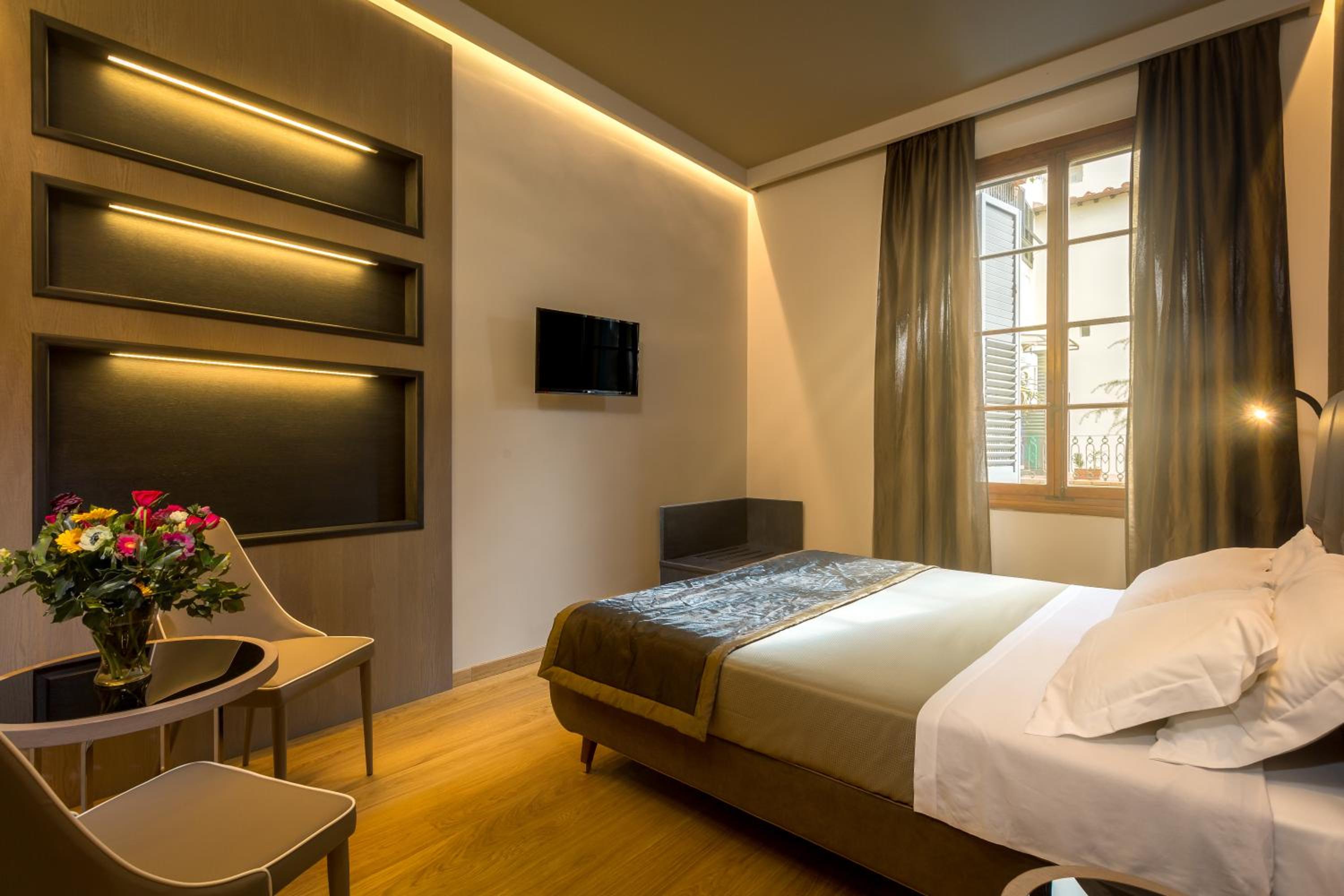 Deluxe Double or Twin Room with Garden View photo 3