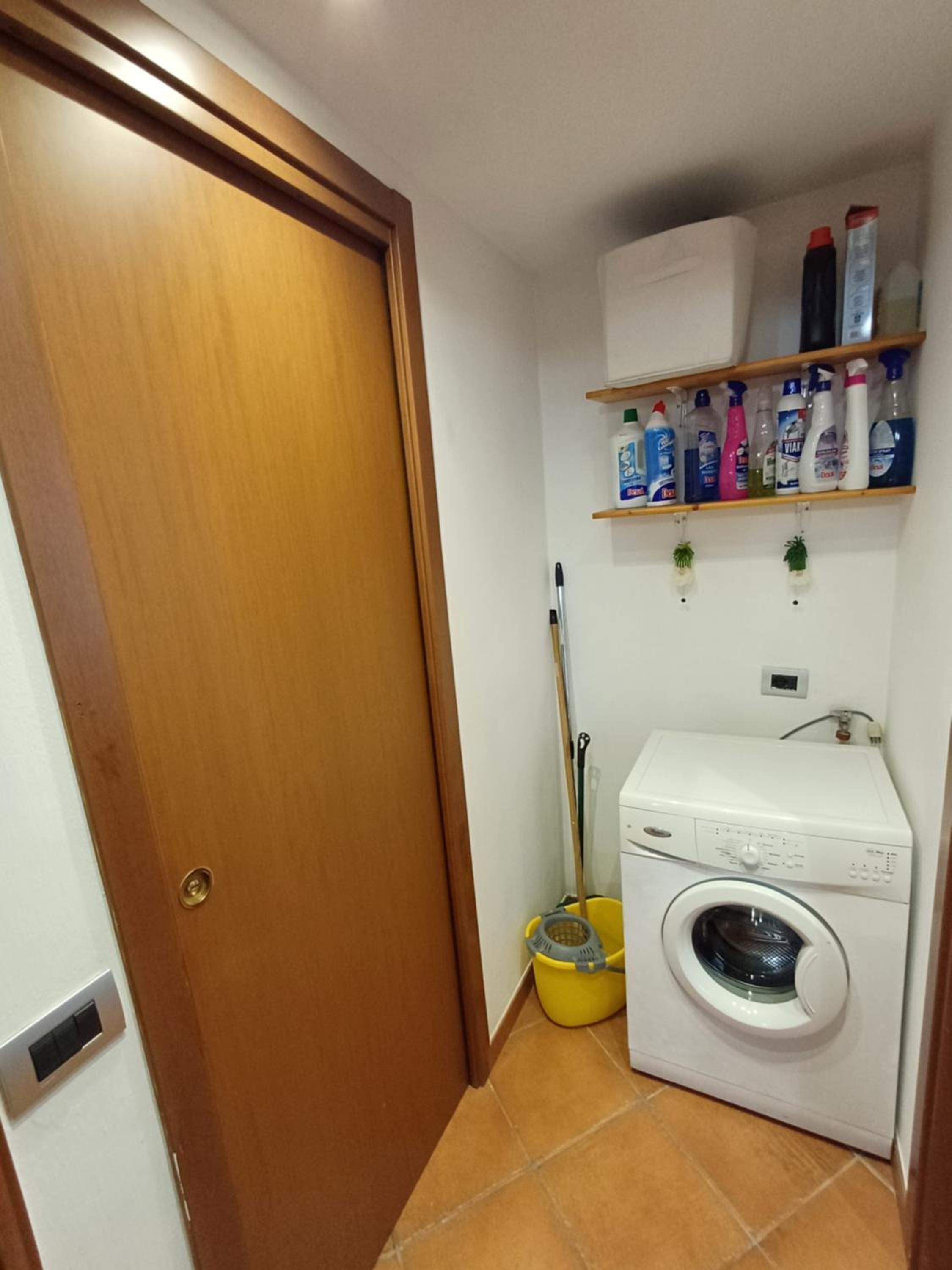 One-Bedroom Apartment - Photo 40