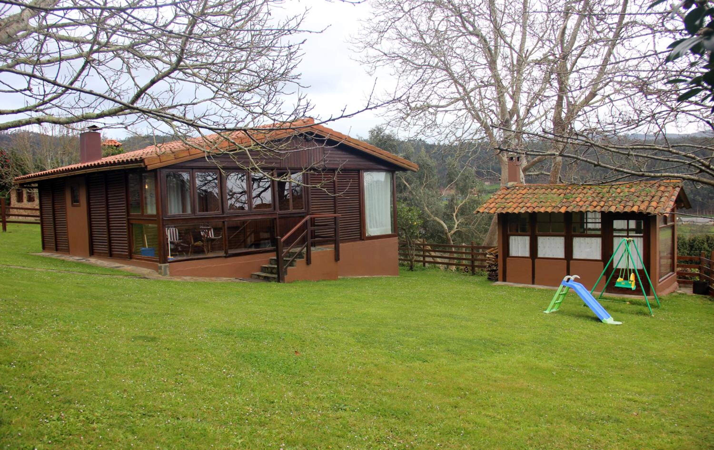 Two-Bedroom House photo 3