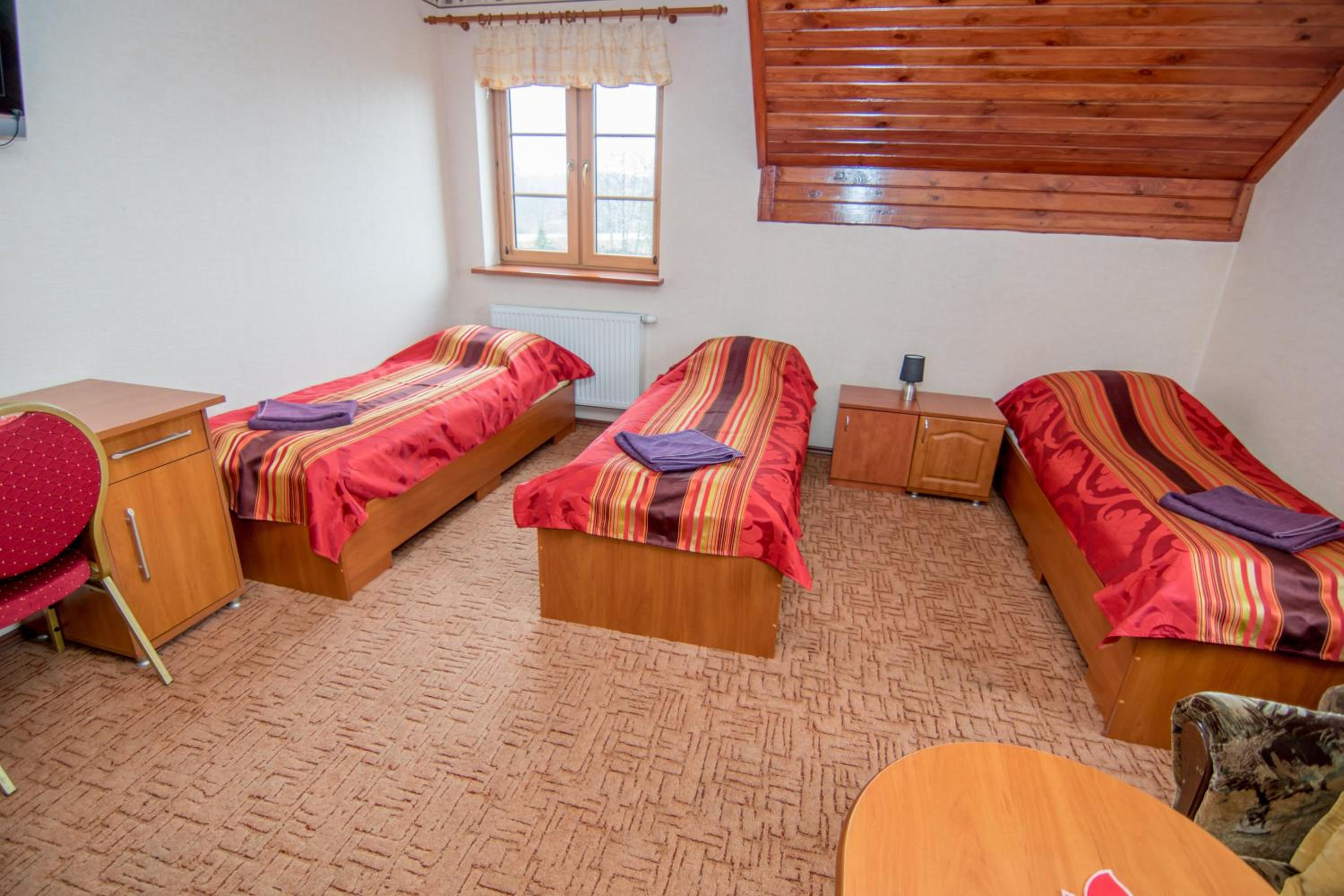 Quadruple Room - Photo 4