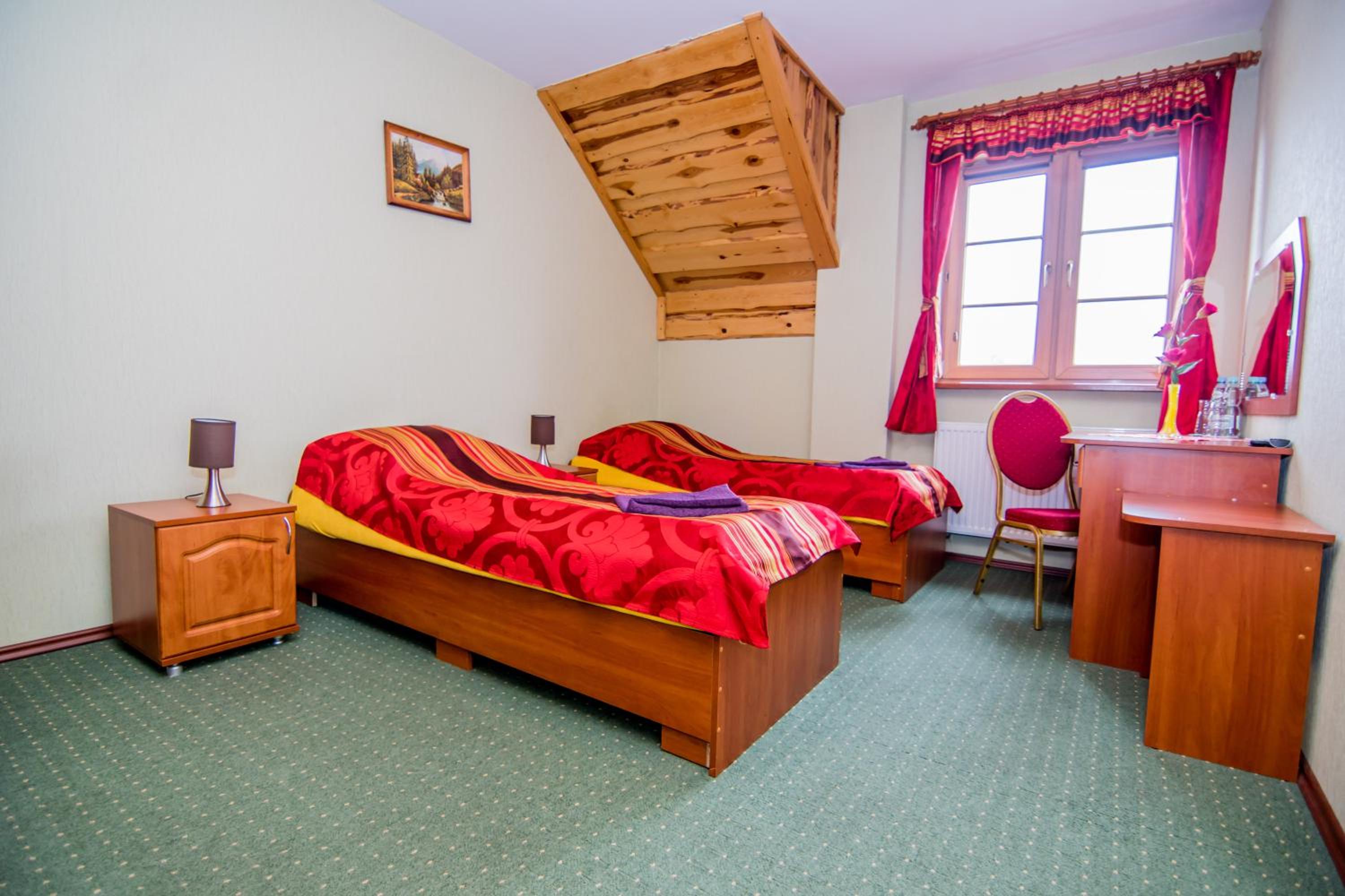 Quadruple Room - Photo 3