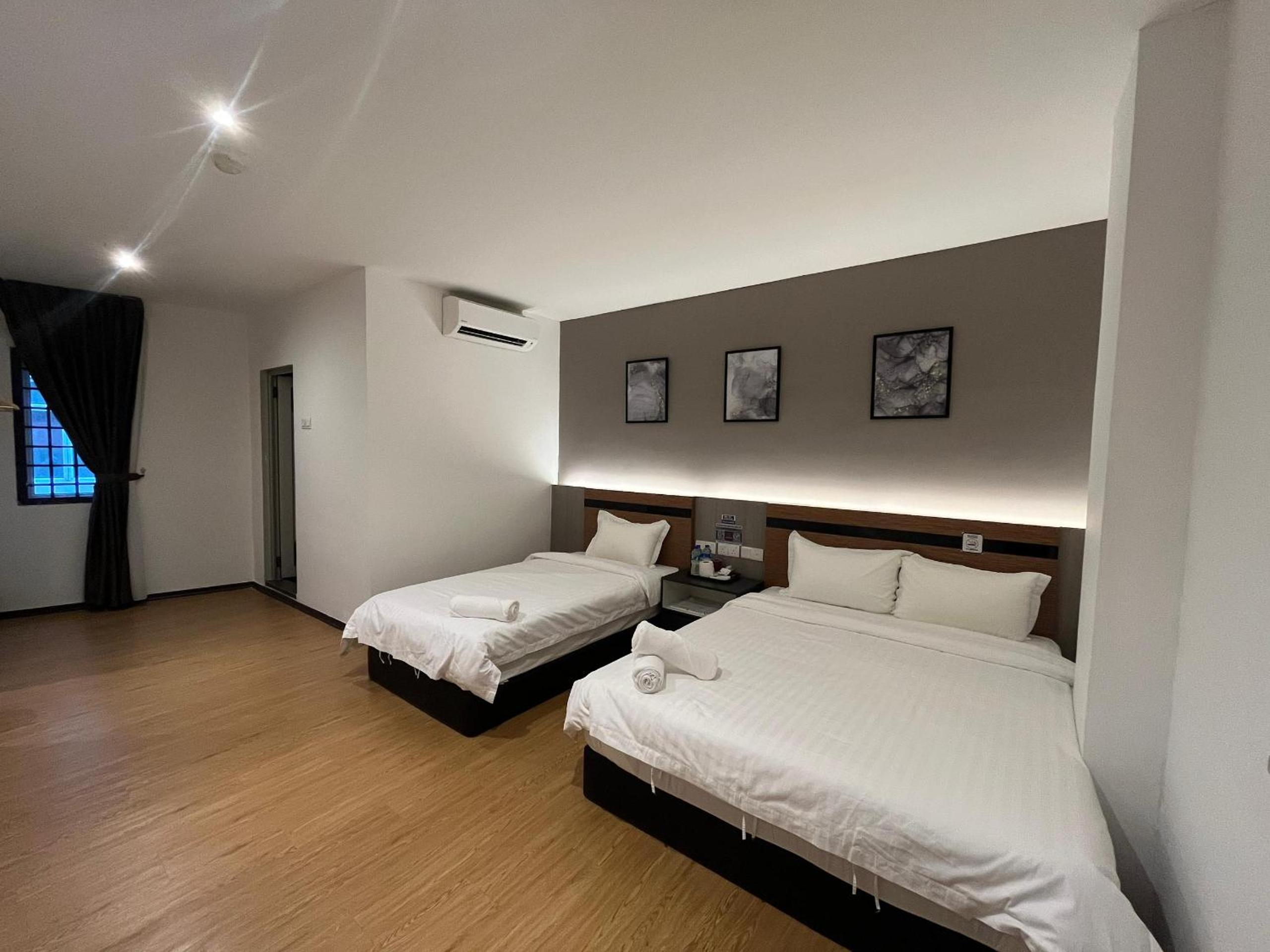 Triple Room - Photo 1