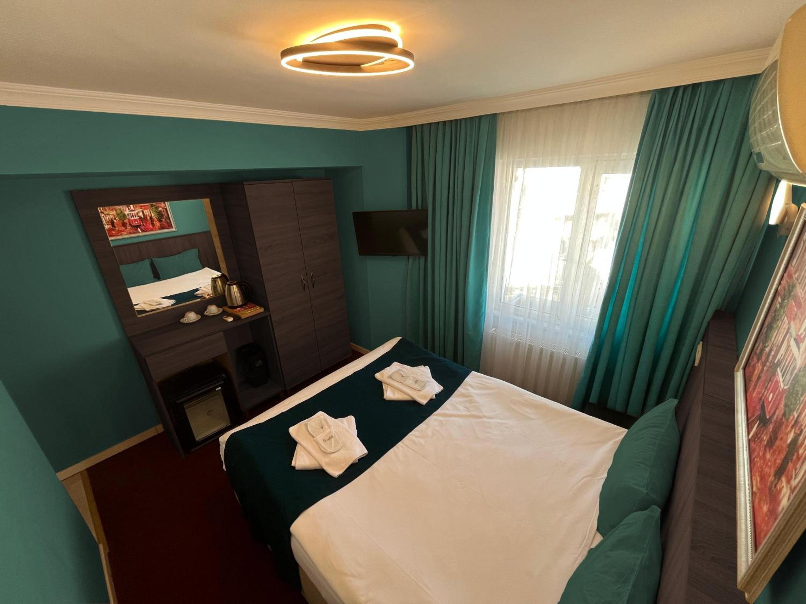 Single Room photo 3