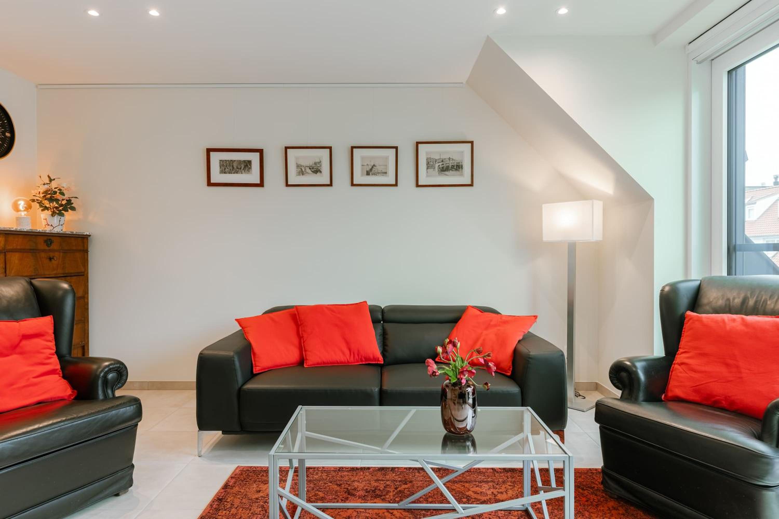 Apartment photo 1