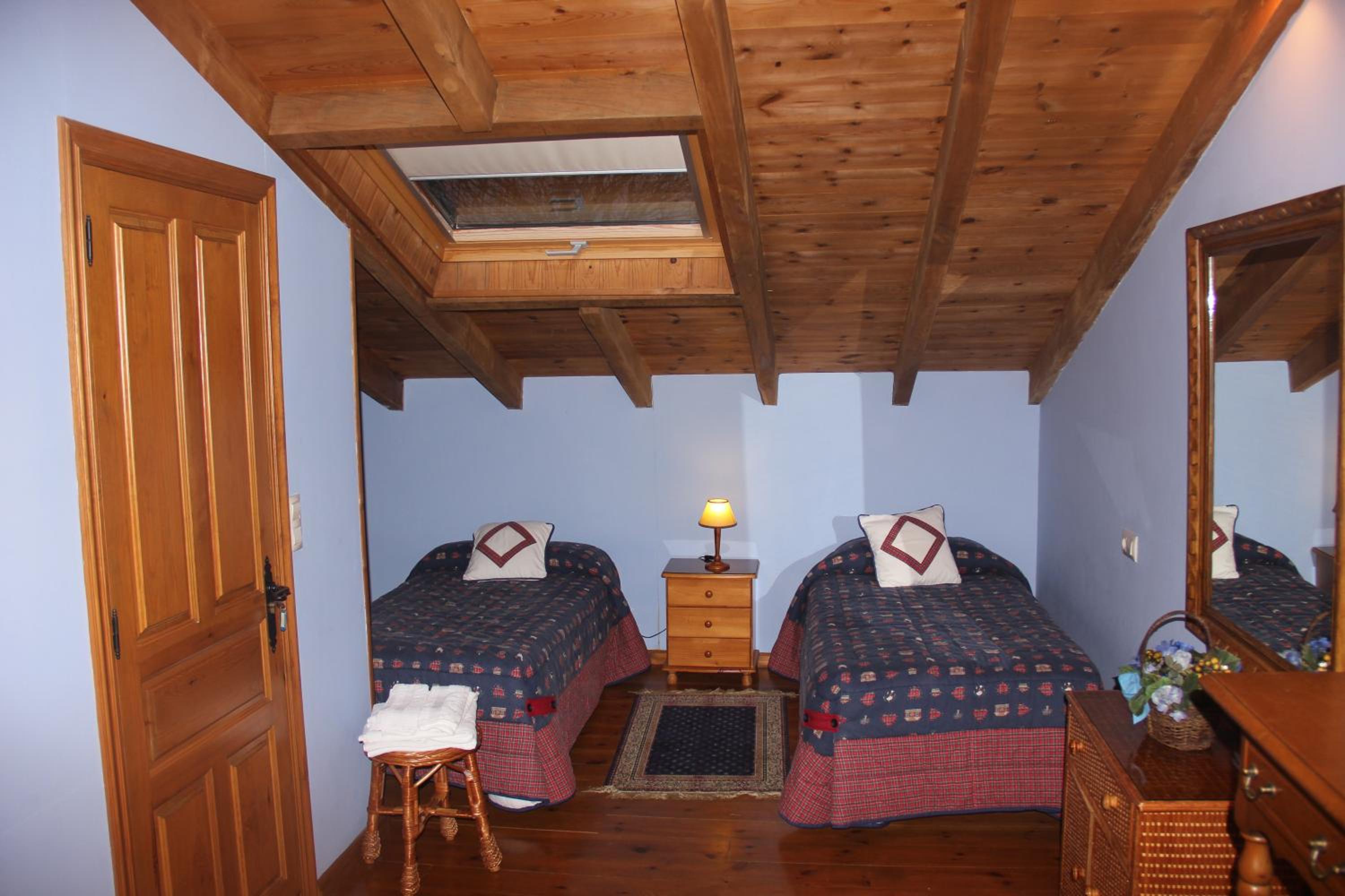 Four-Bedroom House photo 2