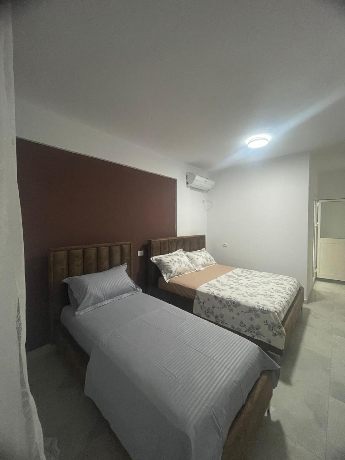 Basic Triple Room photo 2