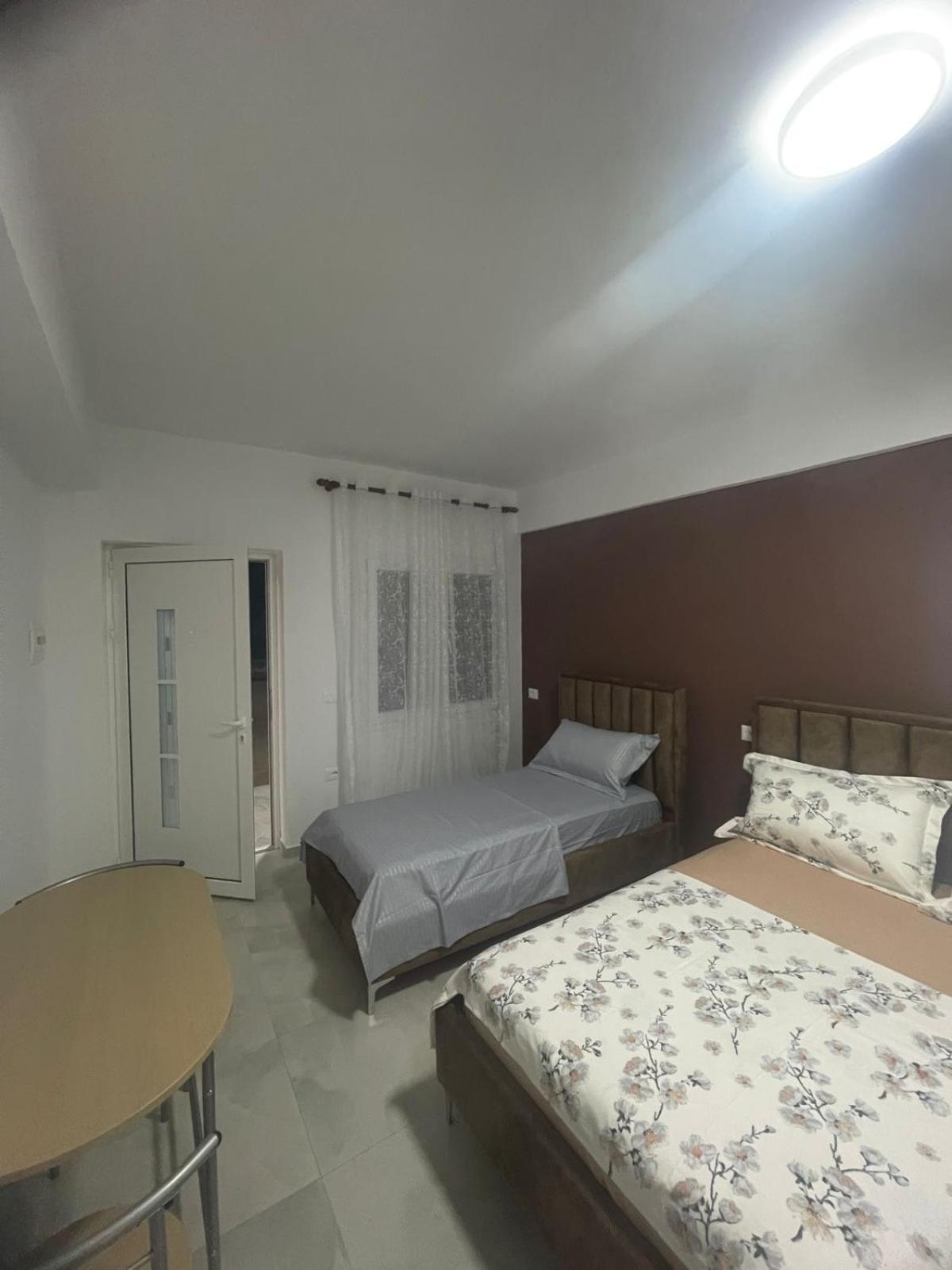 Basic Triple Room photo 3