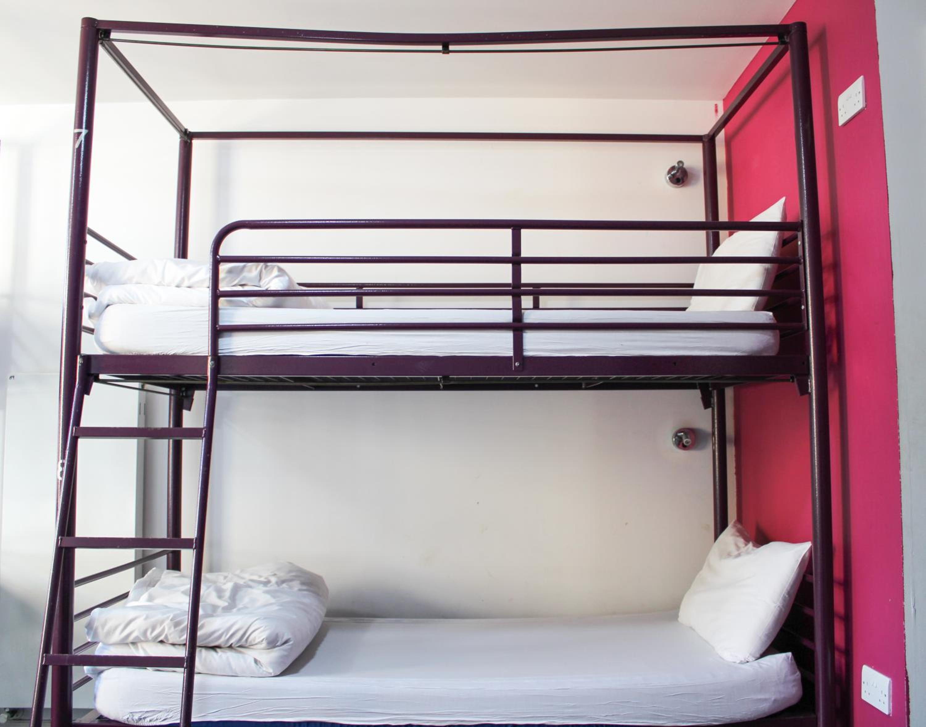 Bed in 8-Bed Female Dorm Ensuite photo 1