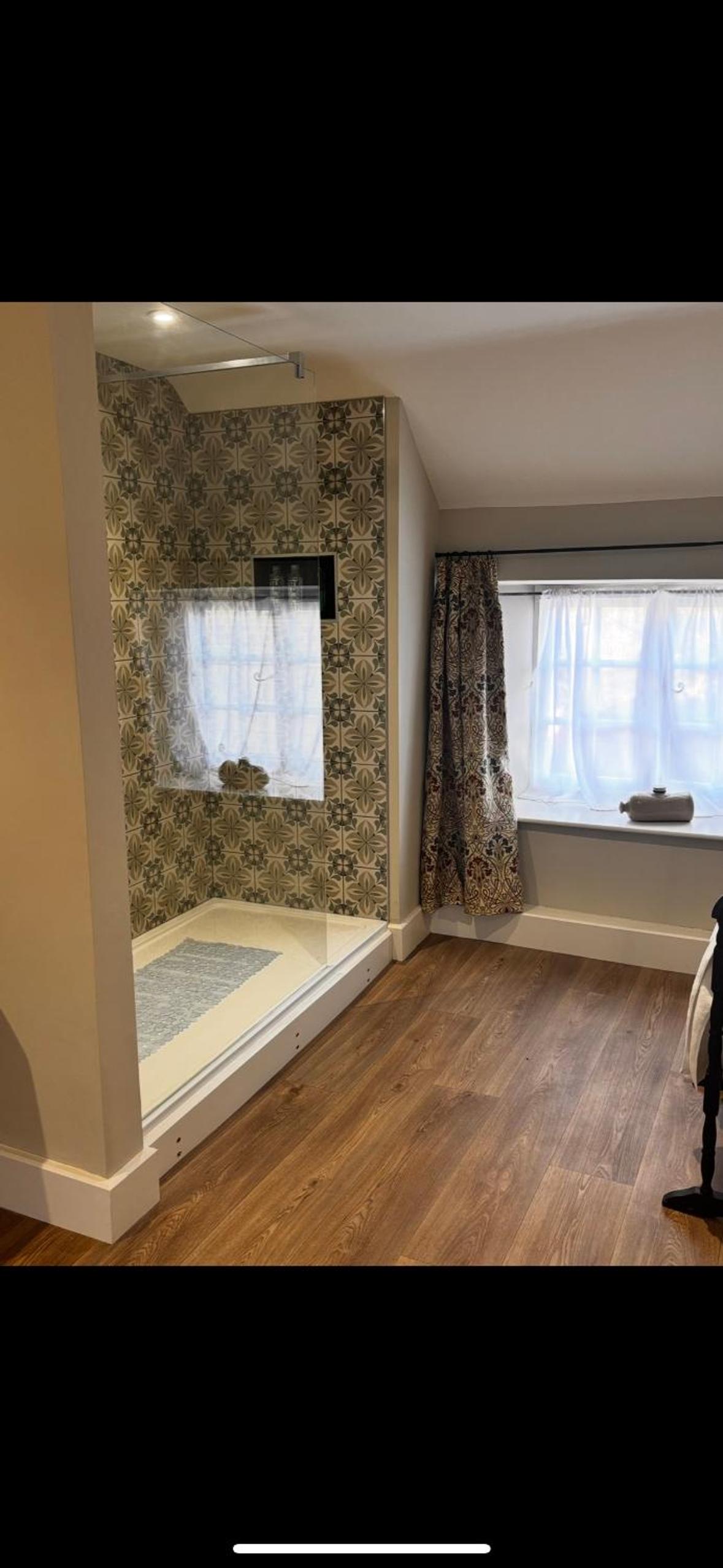 Family Room with Private Bathroom photo 2