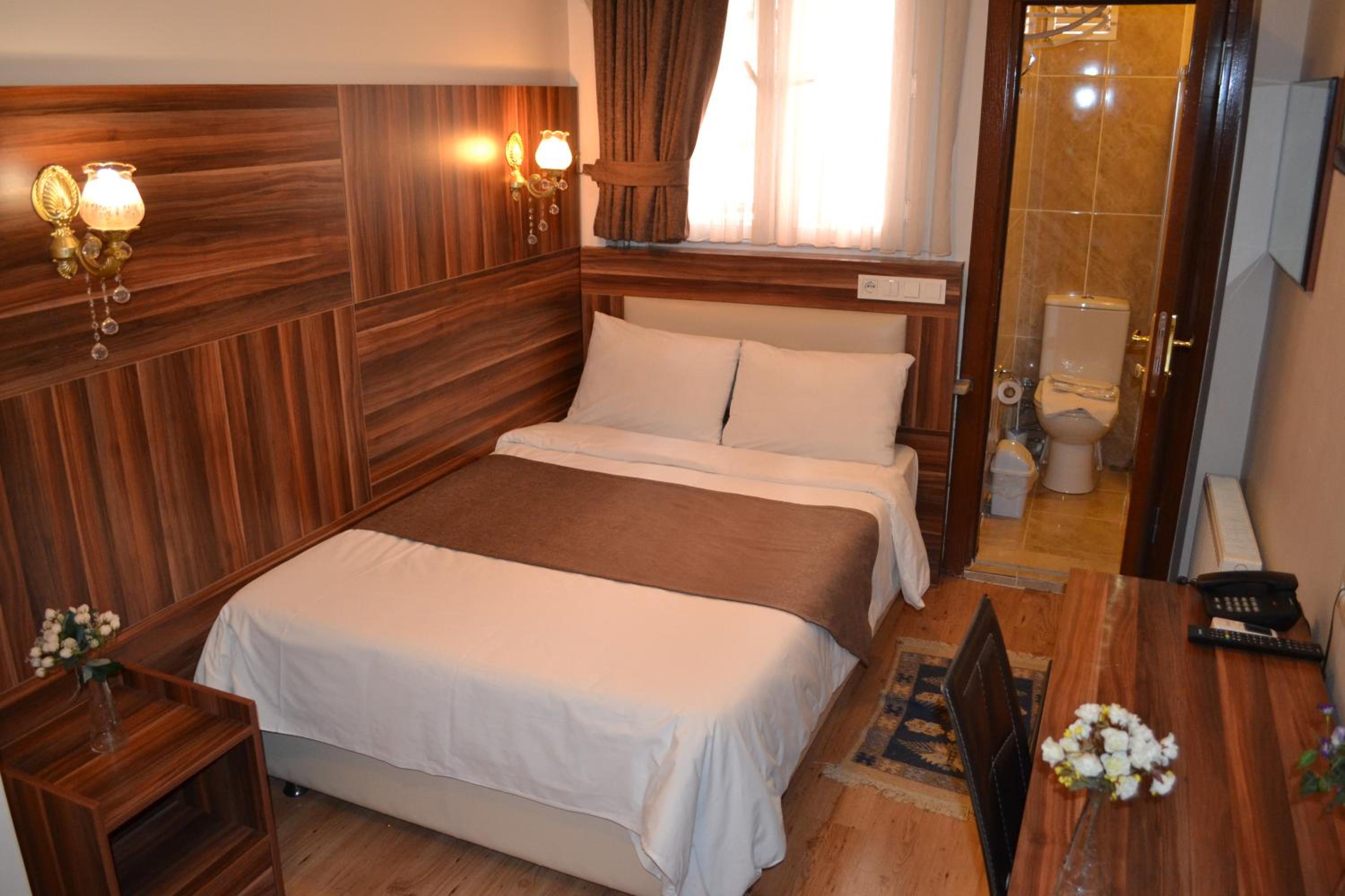 Standard Single Room photo 2