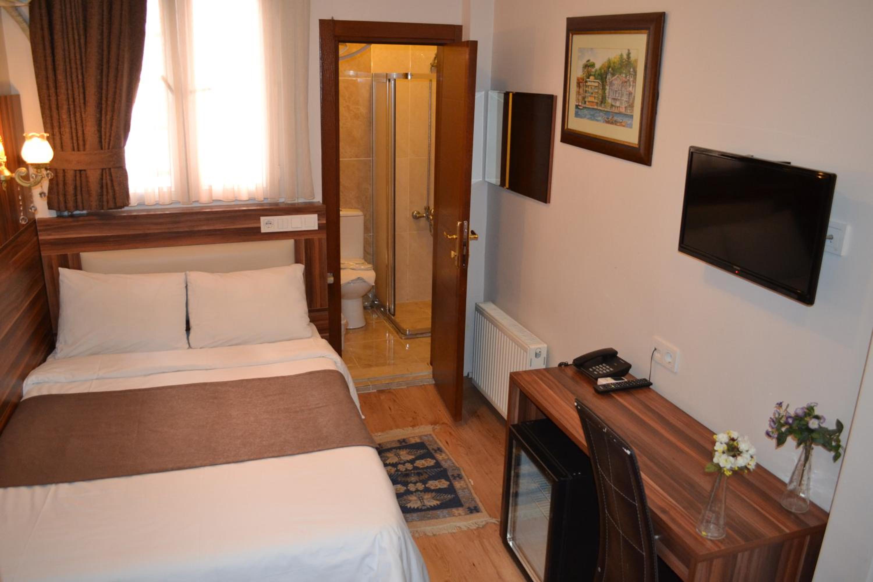 Standard Single Room photo 3