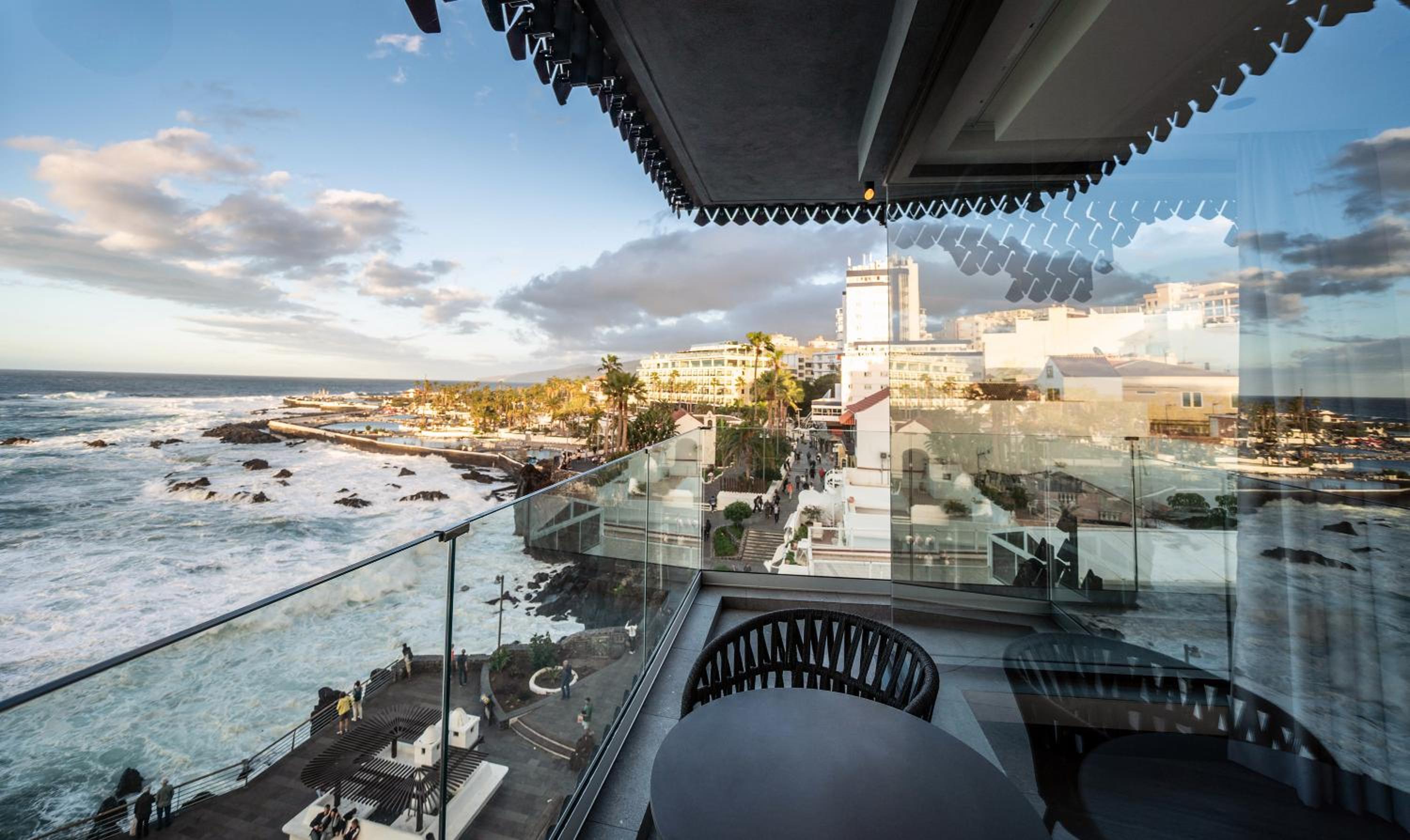 Silken Club Sea View and 1-Day Spa Access Silken Club Sea View and 1-Day Spa Access