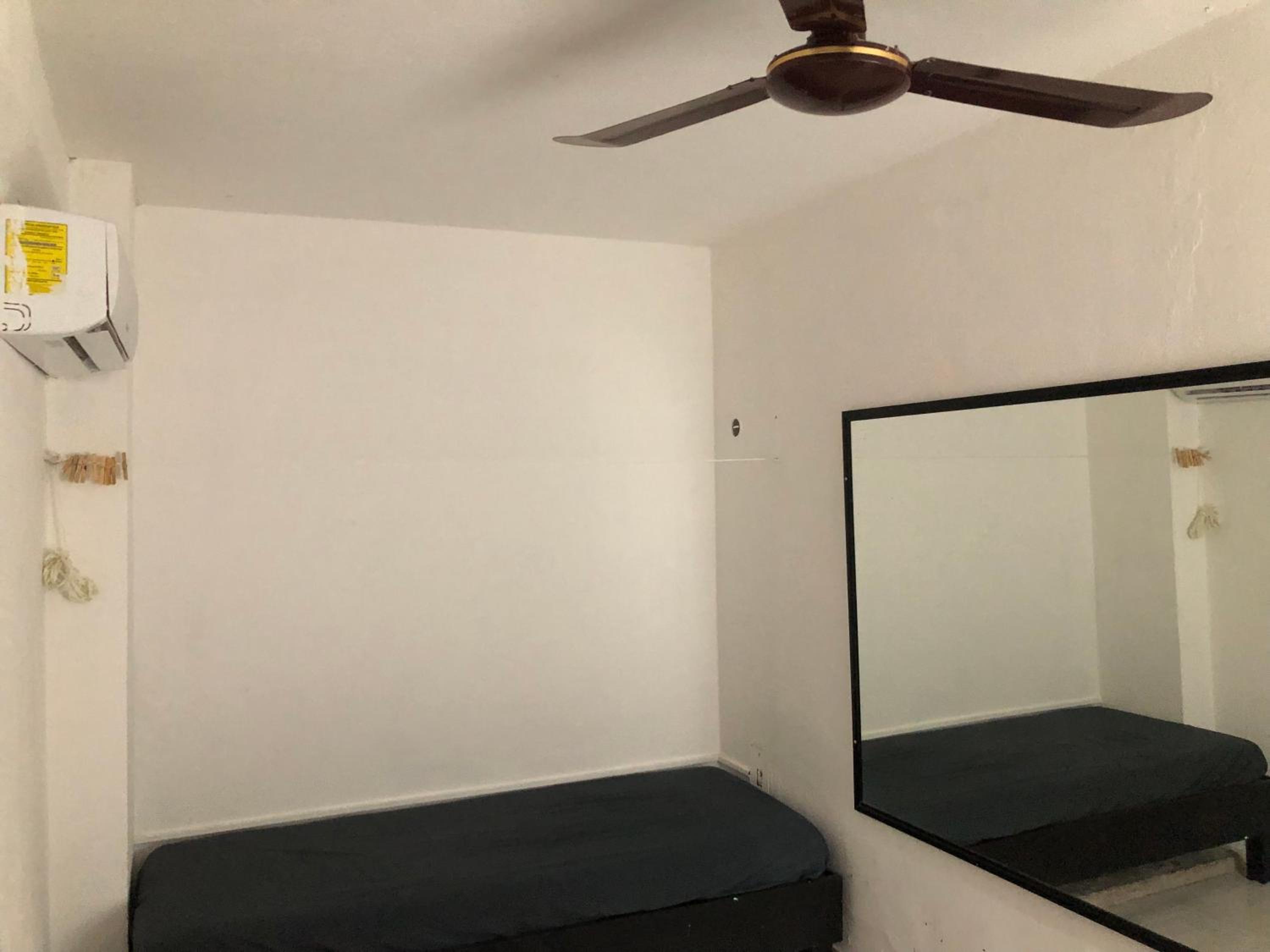 Standard Double Room with Shared Bathroom photo 2