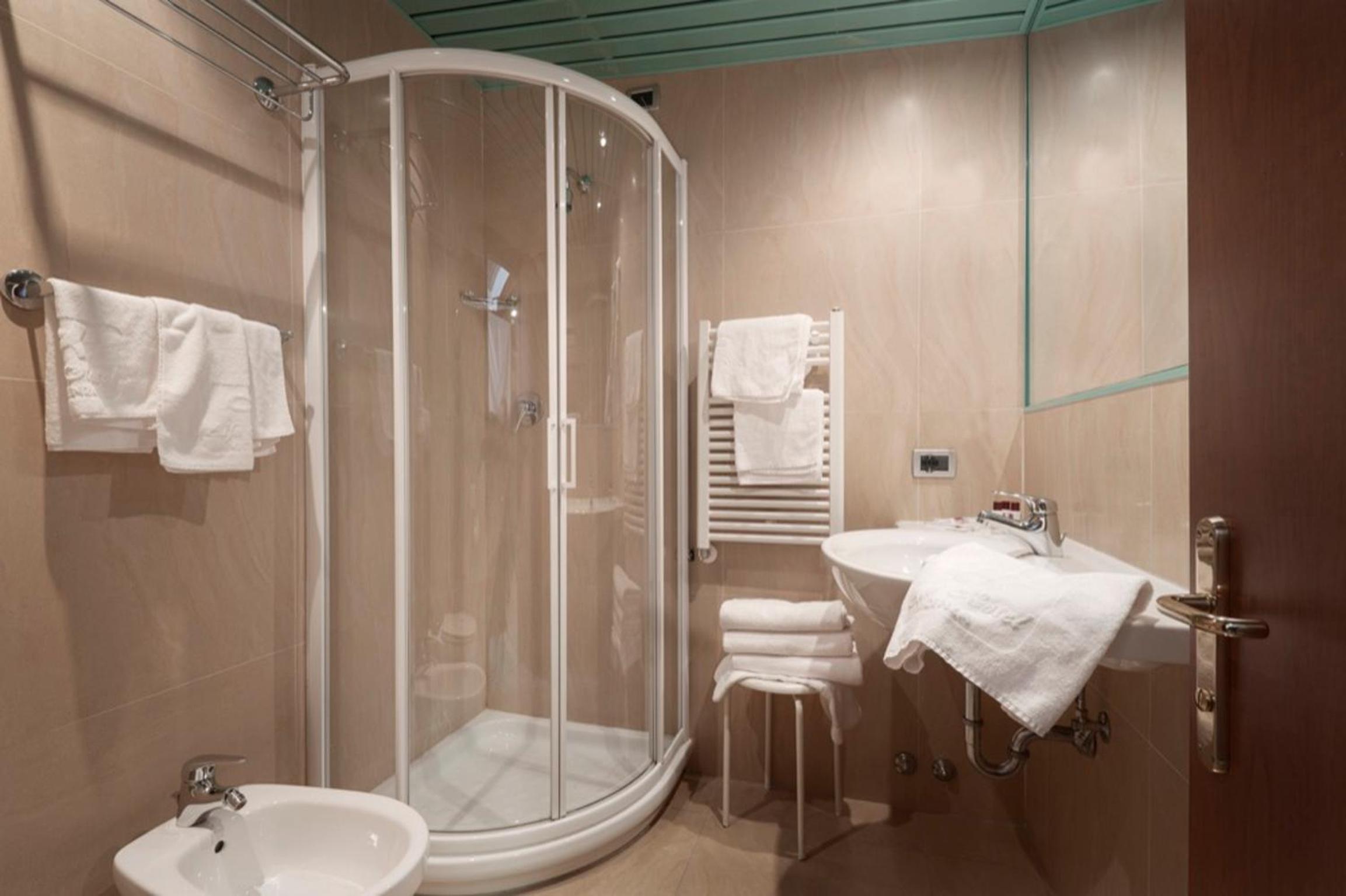 Comfort Triple Room - Photo 7
