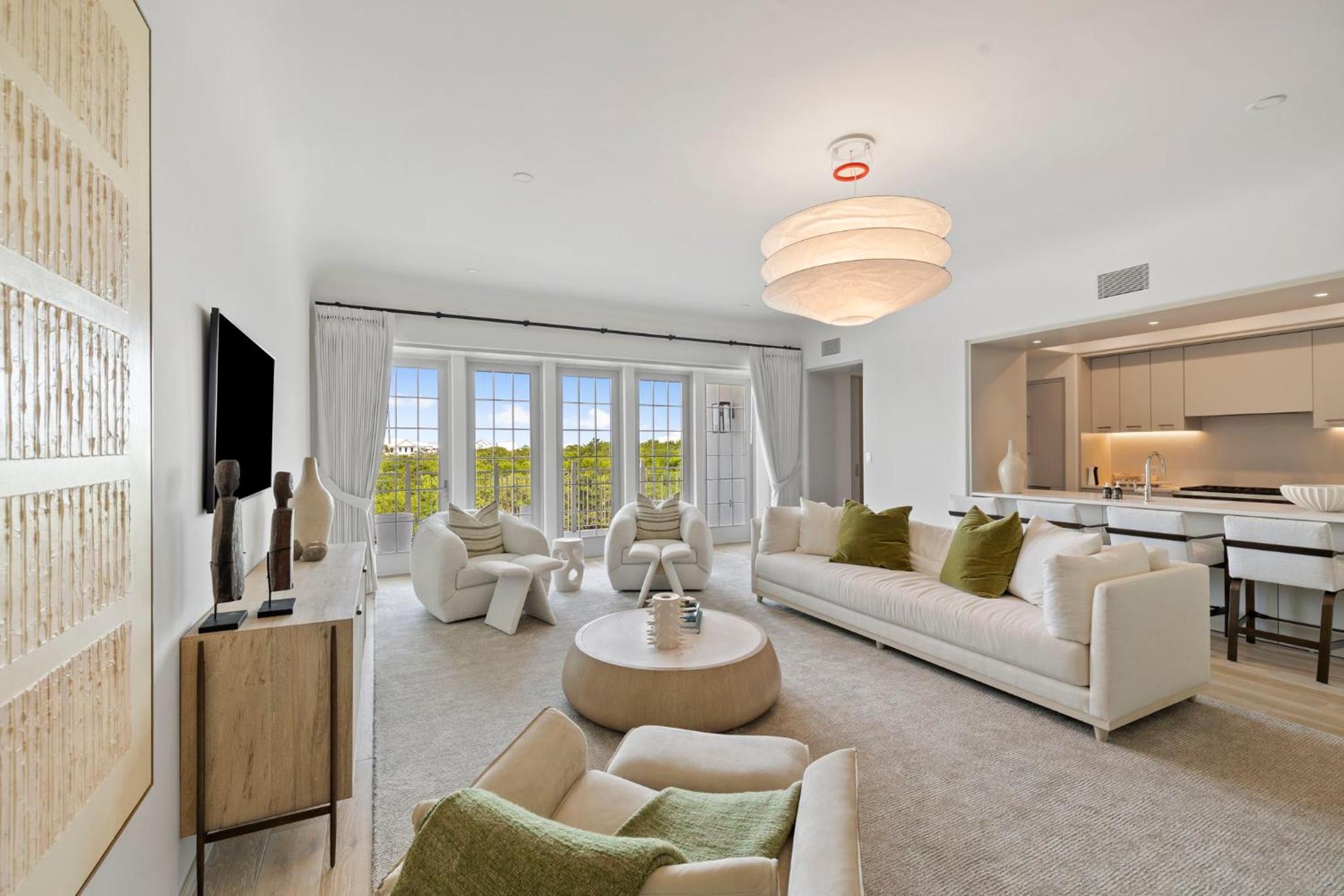 Three-Bedroom Premium Apartment with Balcony