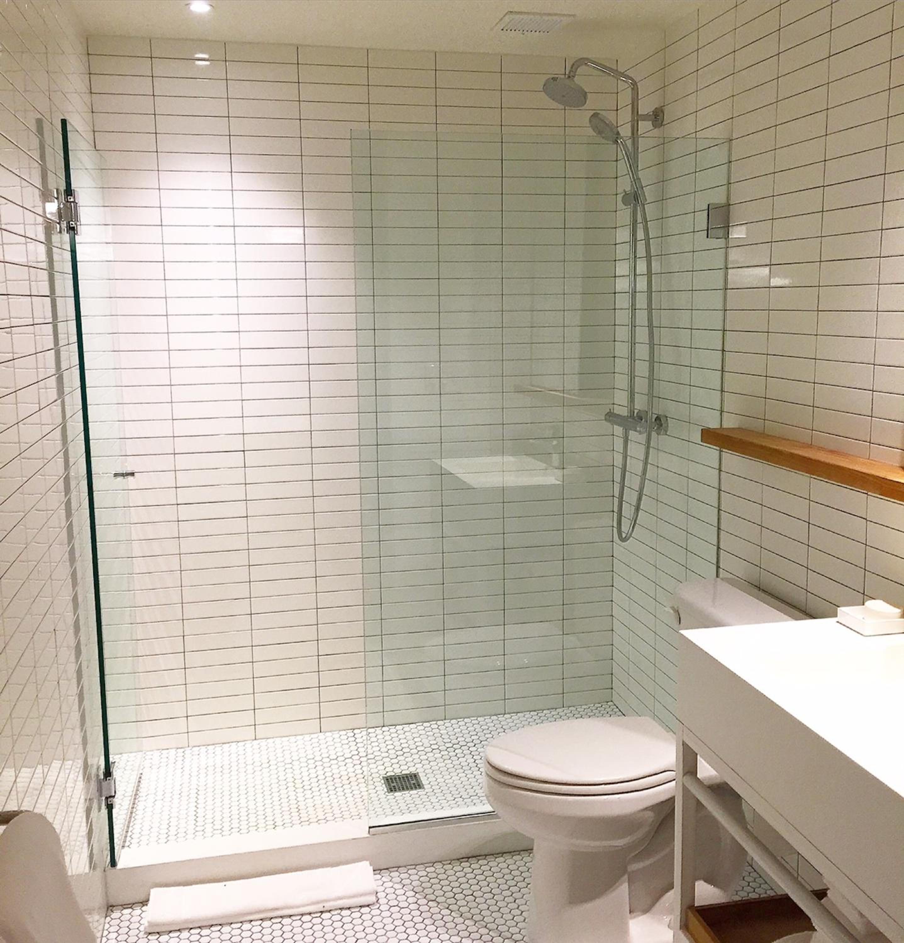 Deluxe King Room photo 3