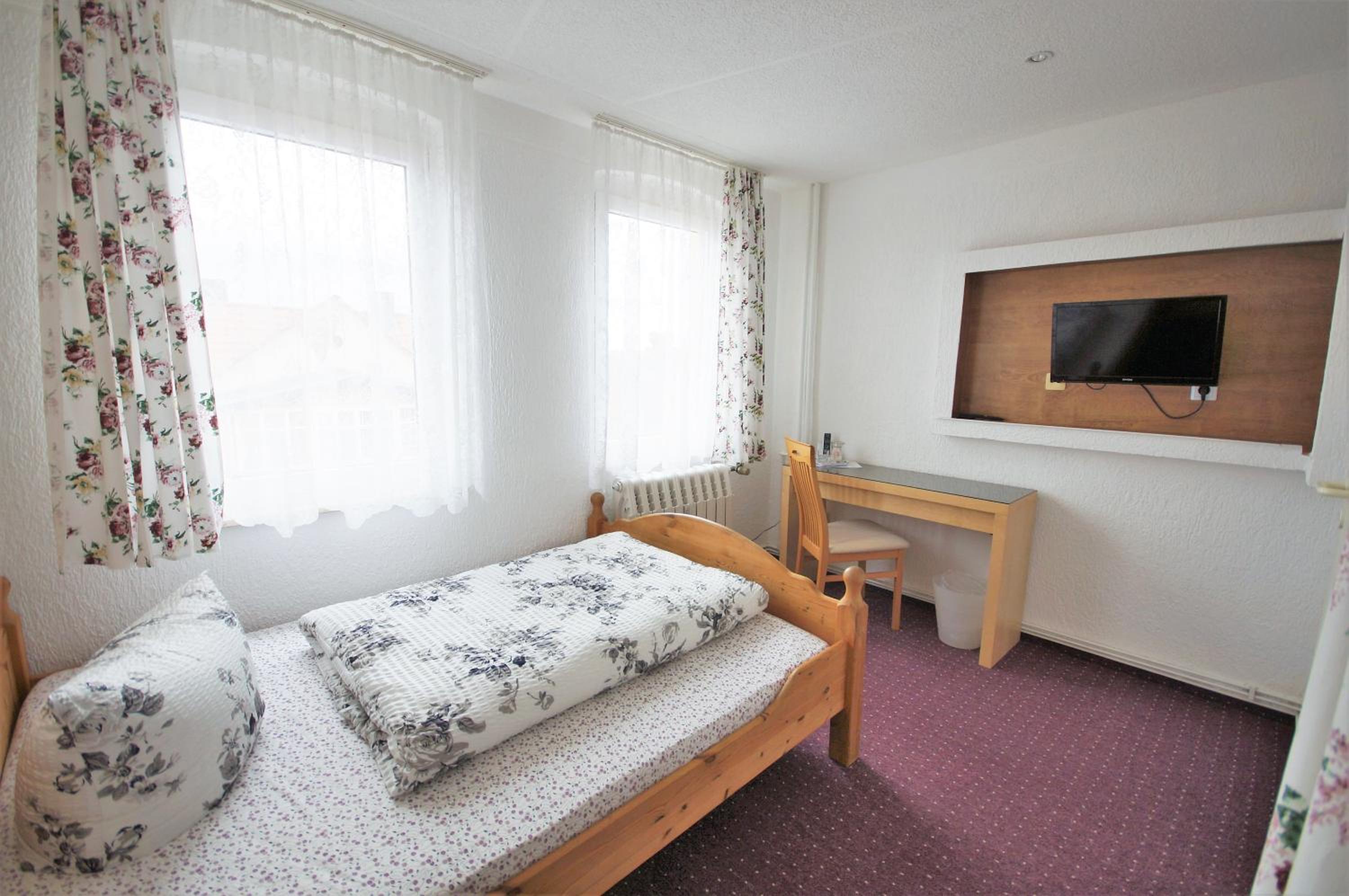 Single Room photo 2