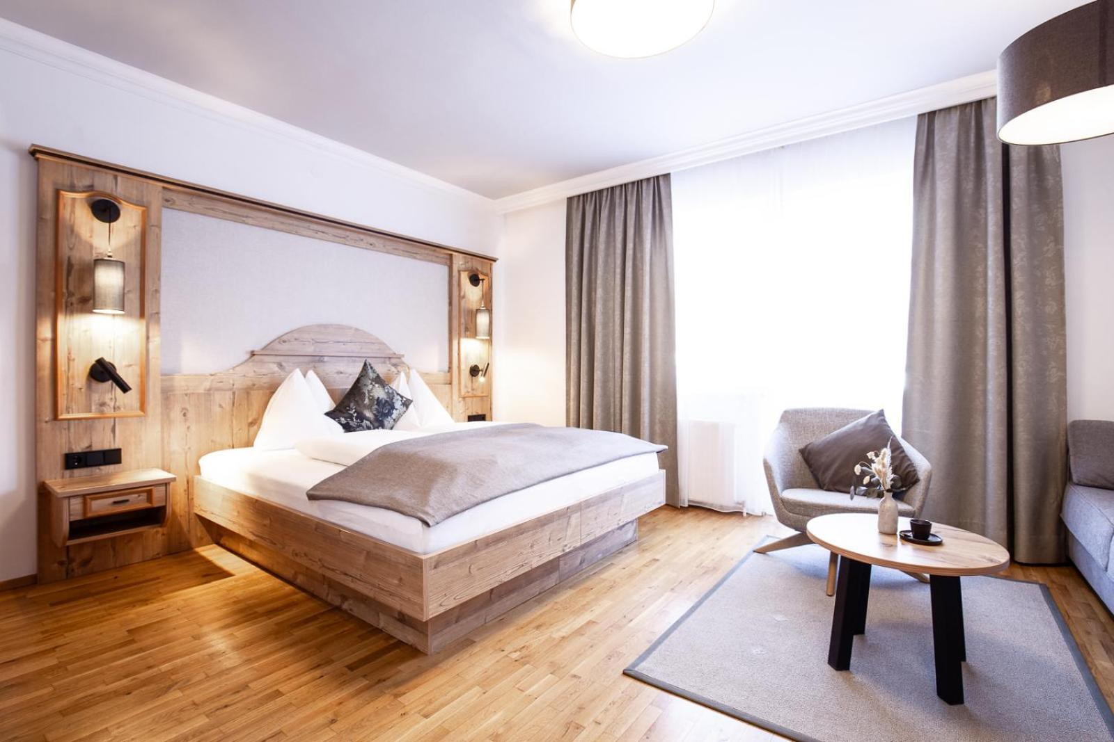 Deluxe Double Room with Balcony