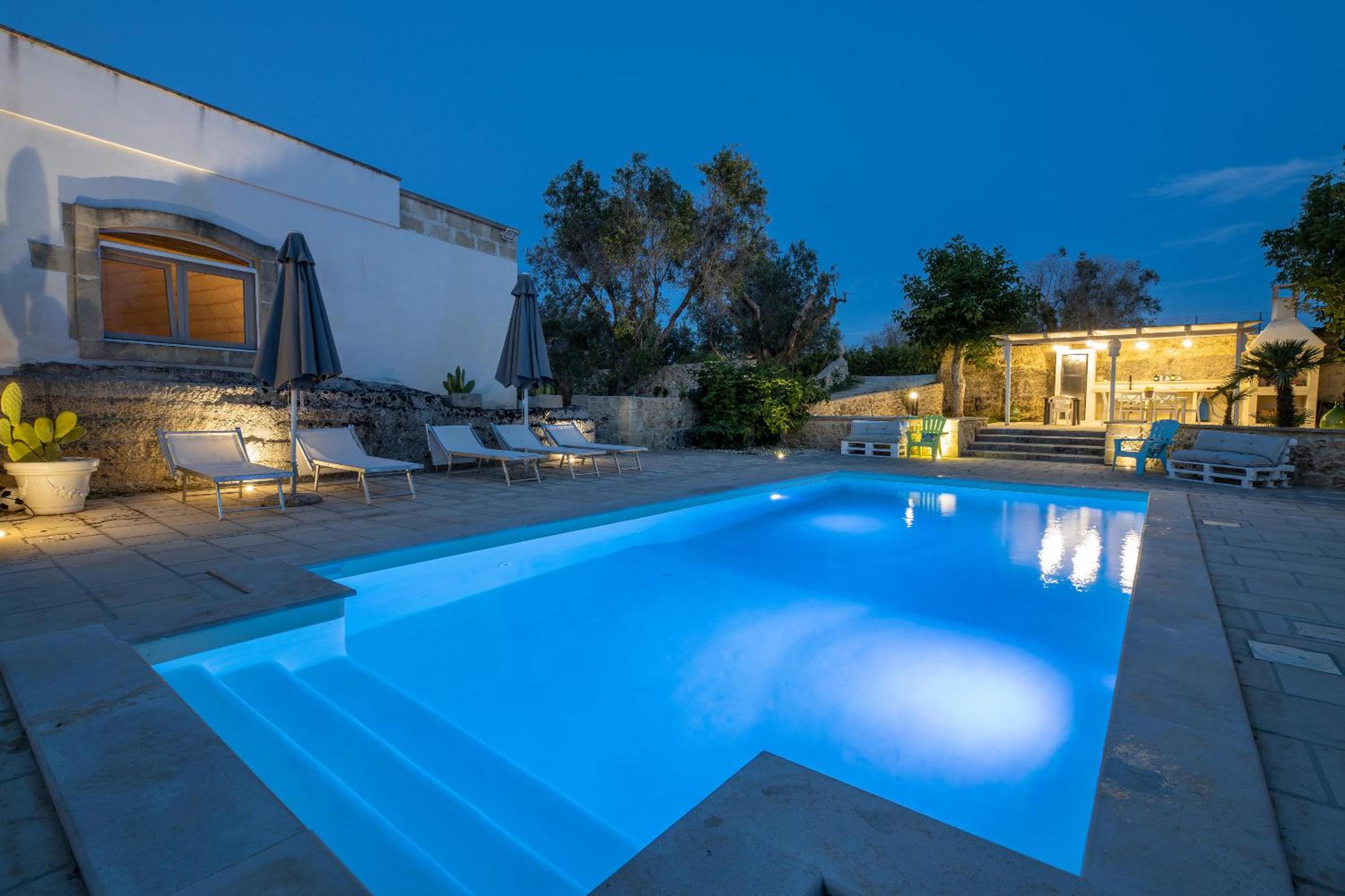 Villa photo 1