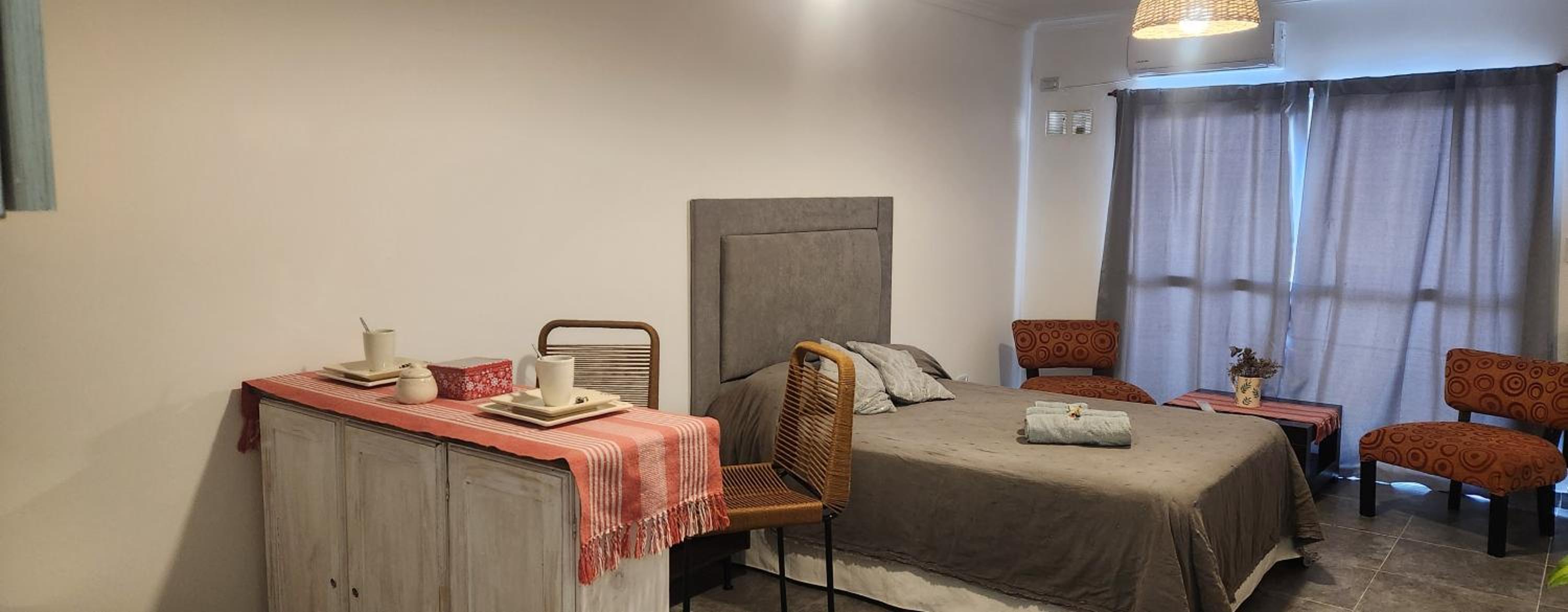 Studio Apartment with One Double Bed photo 3