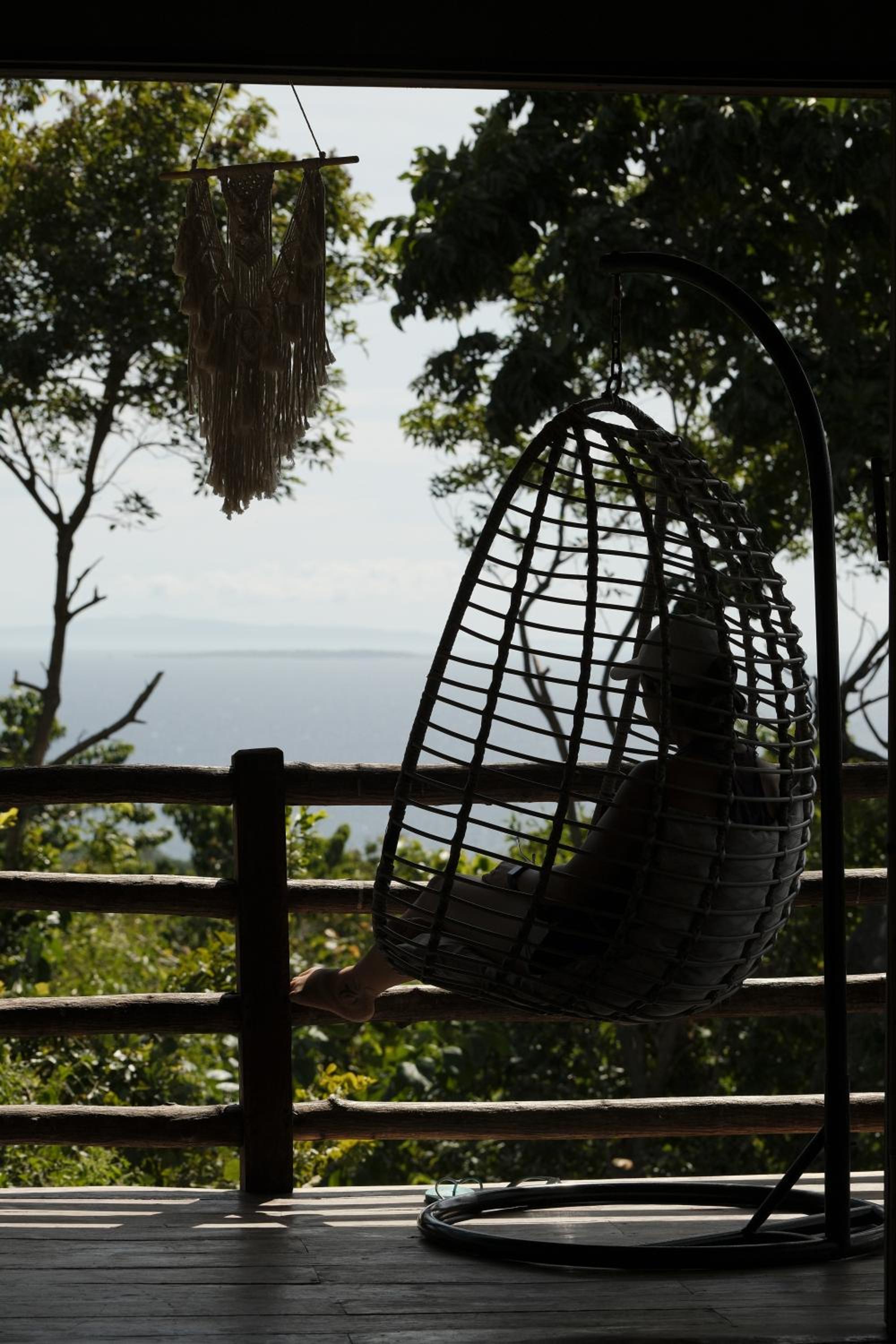 Deluxe Bungalow with Sea View - Photo 2
