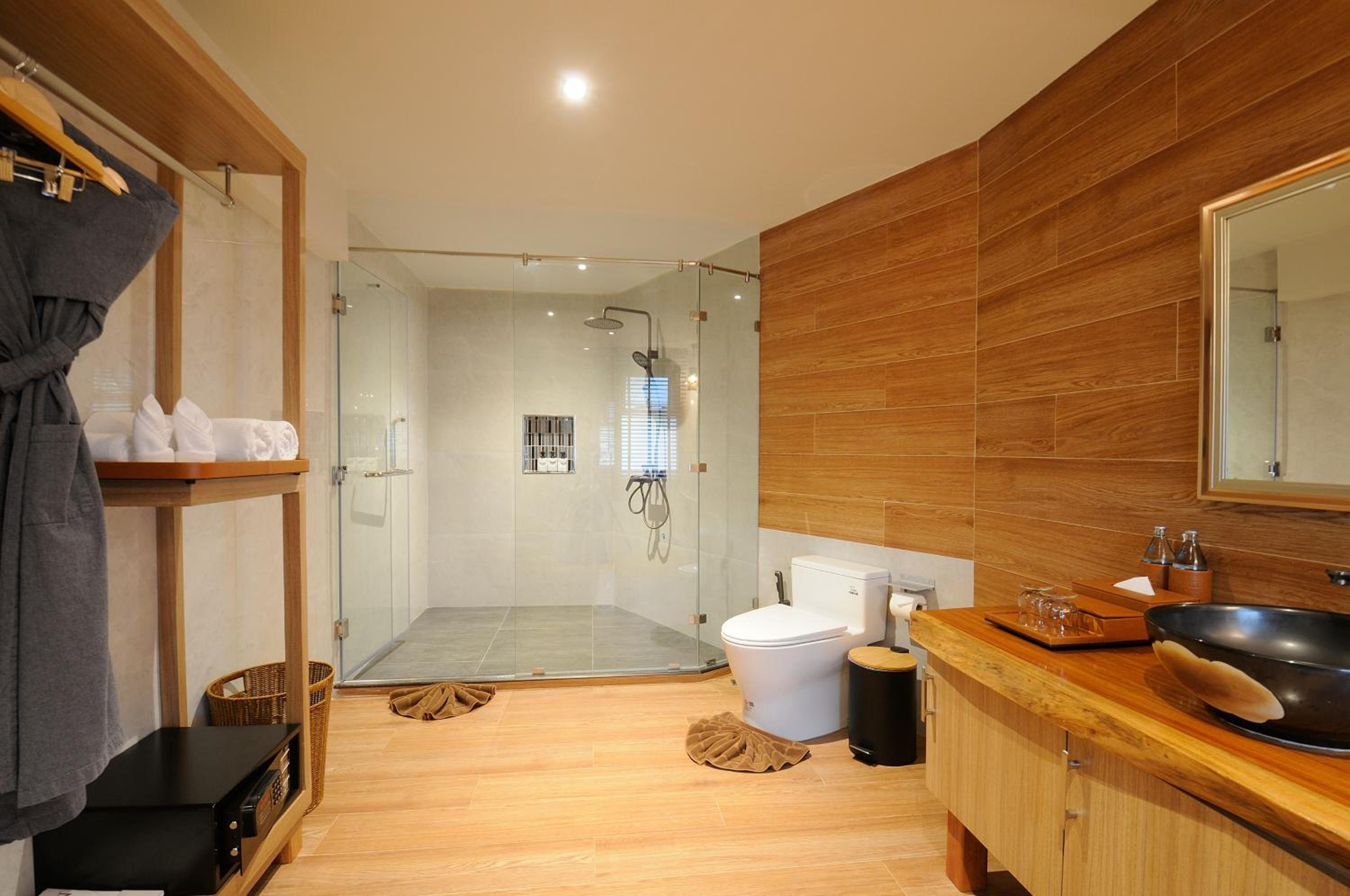 Cabin Deluxe - Photo 5