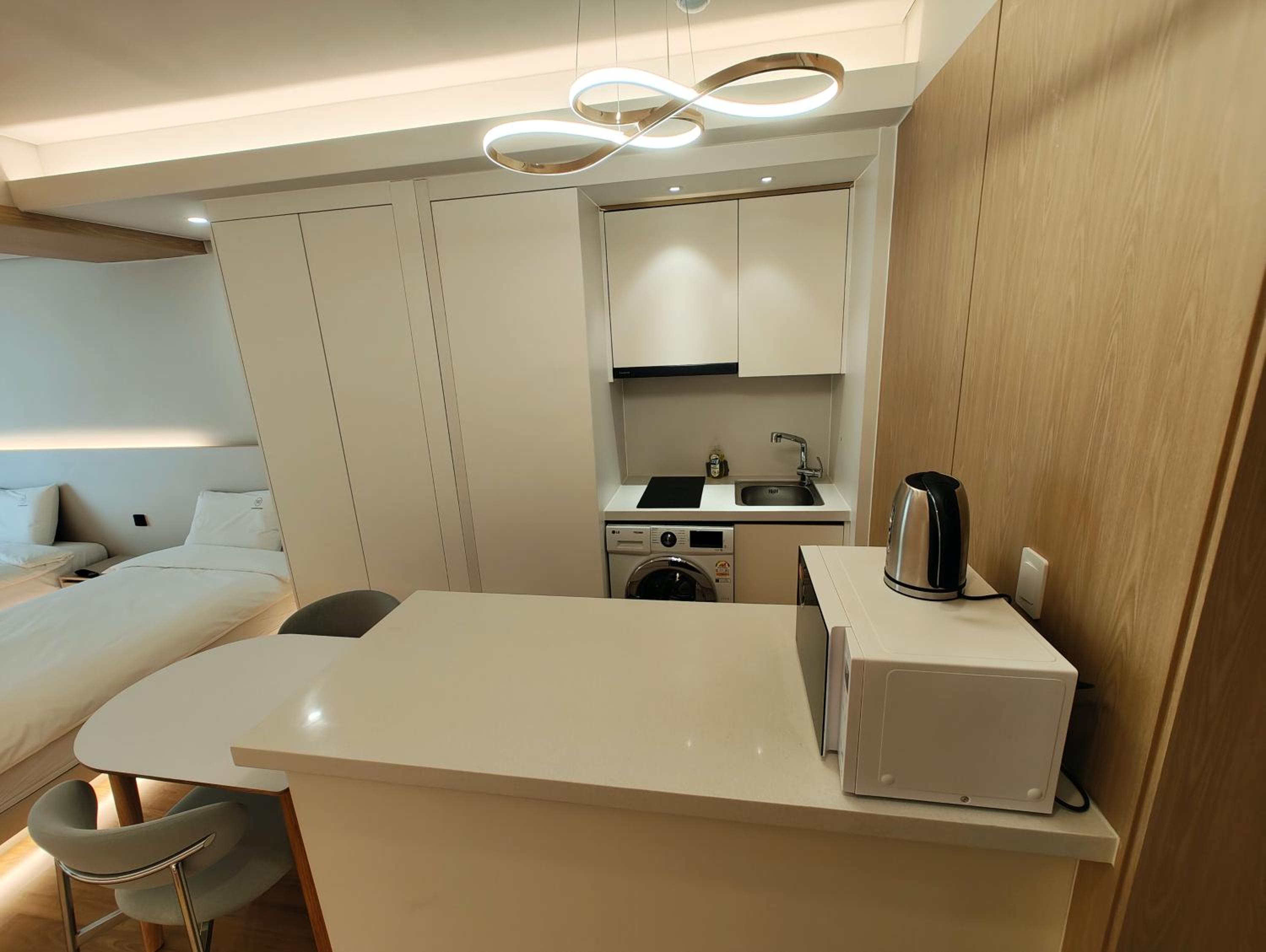 Twin Room - Photo 7