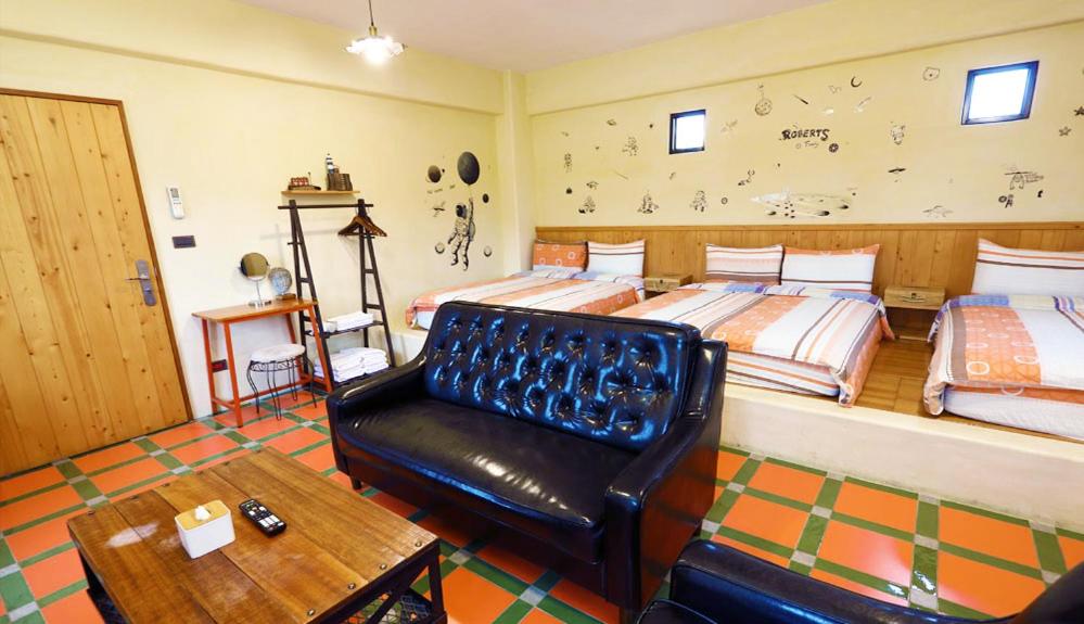Family Suite with Balcony photo 2