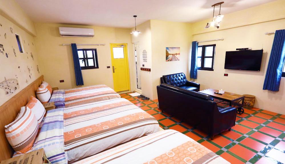 Family Suite with Balcony photo 3