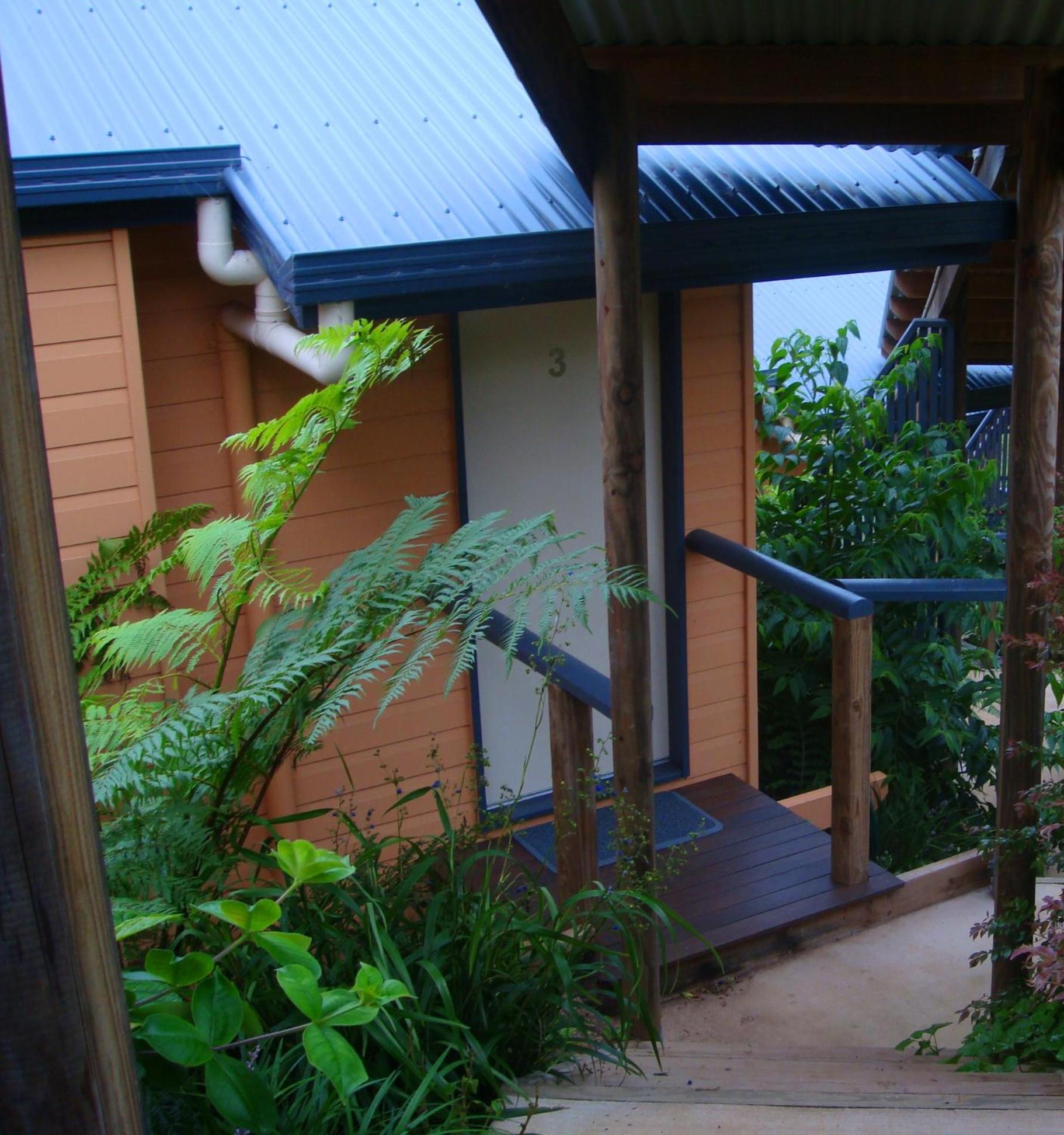 Deluxe cabin with spa bath and hinterland views photo 2