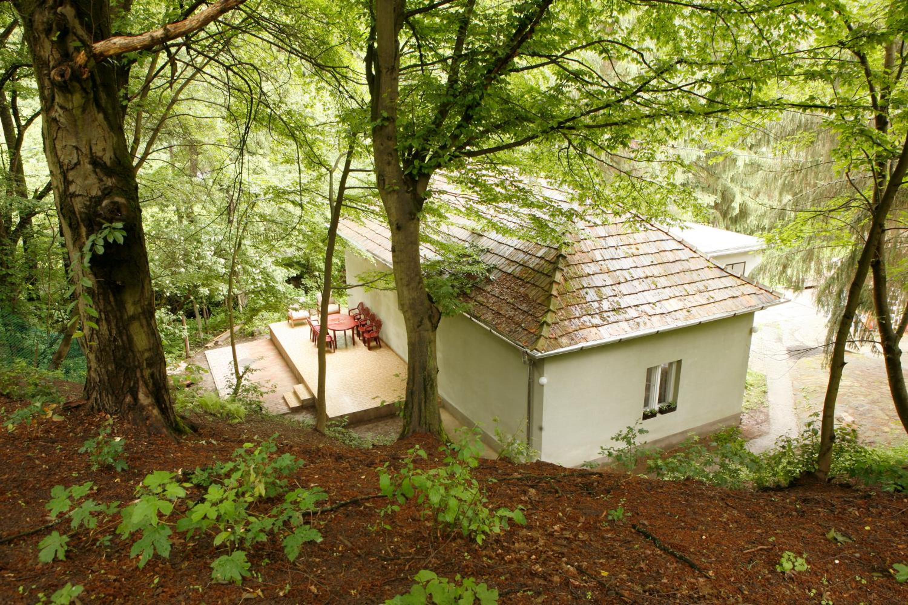 Two-Bedroom House with Terrace photo 3