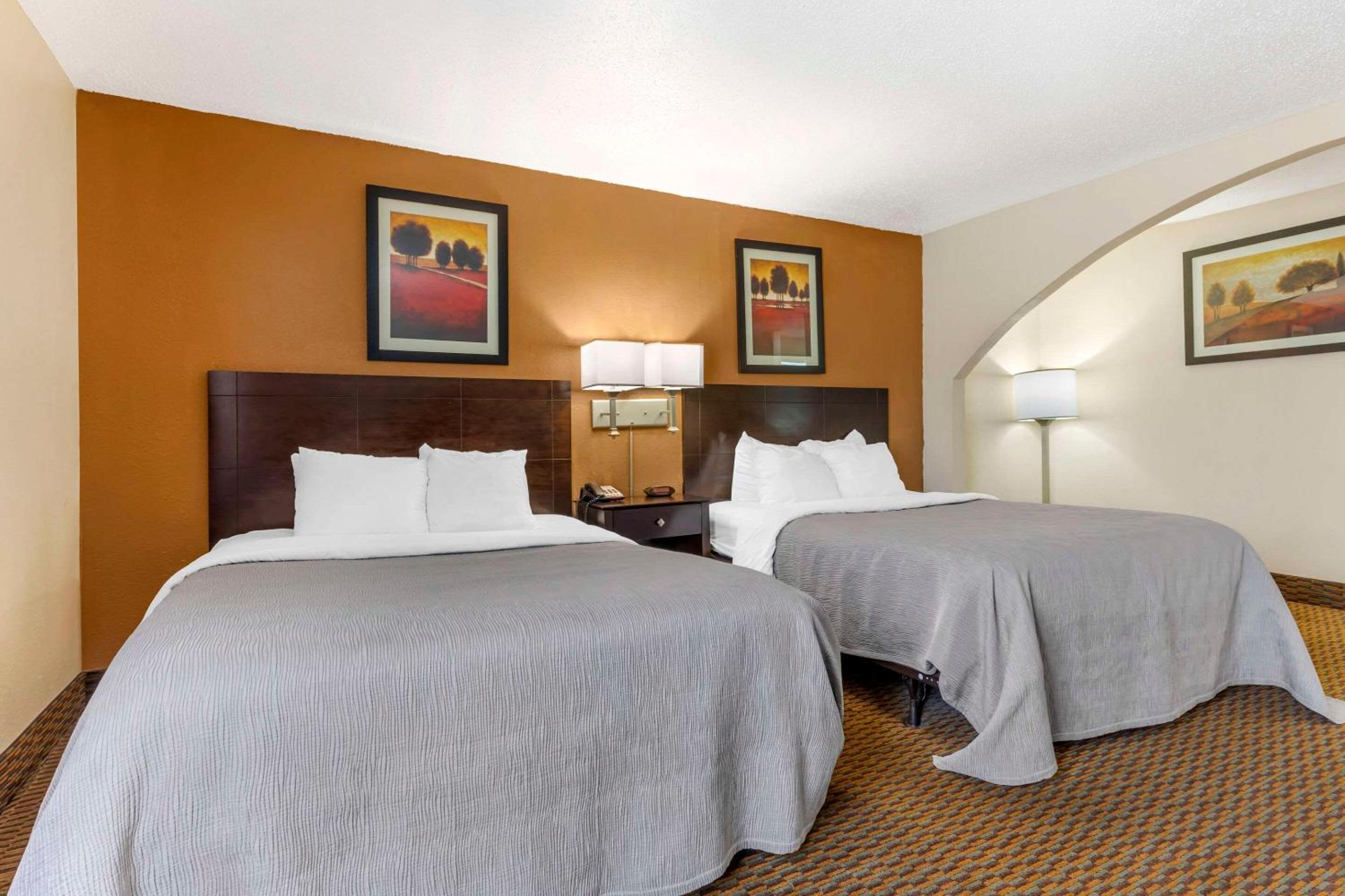 Family Room with Two King Beds - Non Smoking/Interior Hall - Photo 5